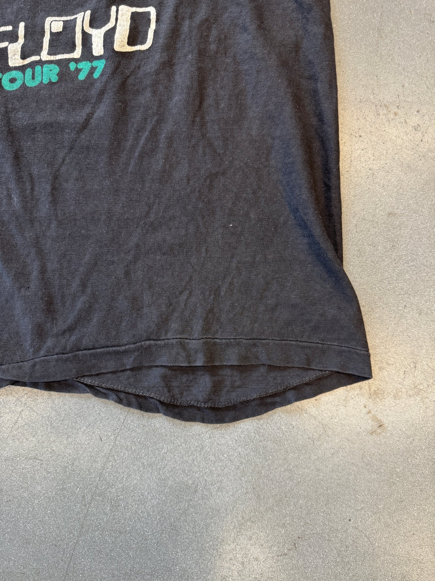 1977 PINK FLOYD ANIMALS TOUR PIG TEE (DRUMMER TAG)