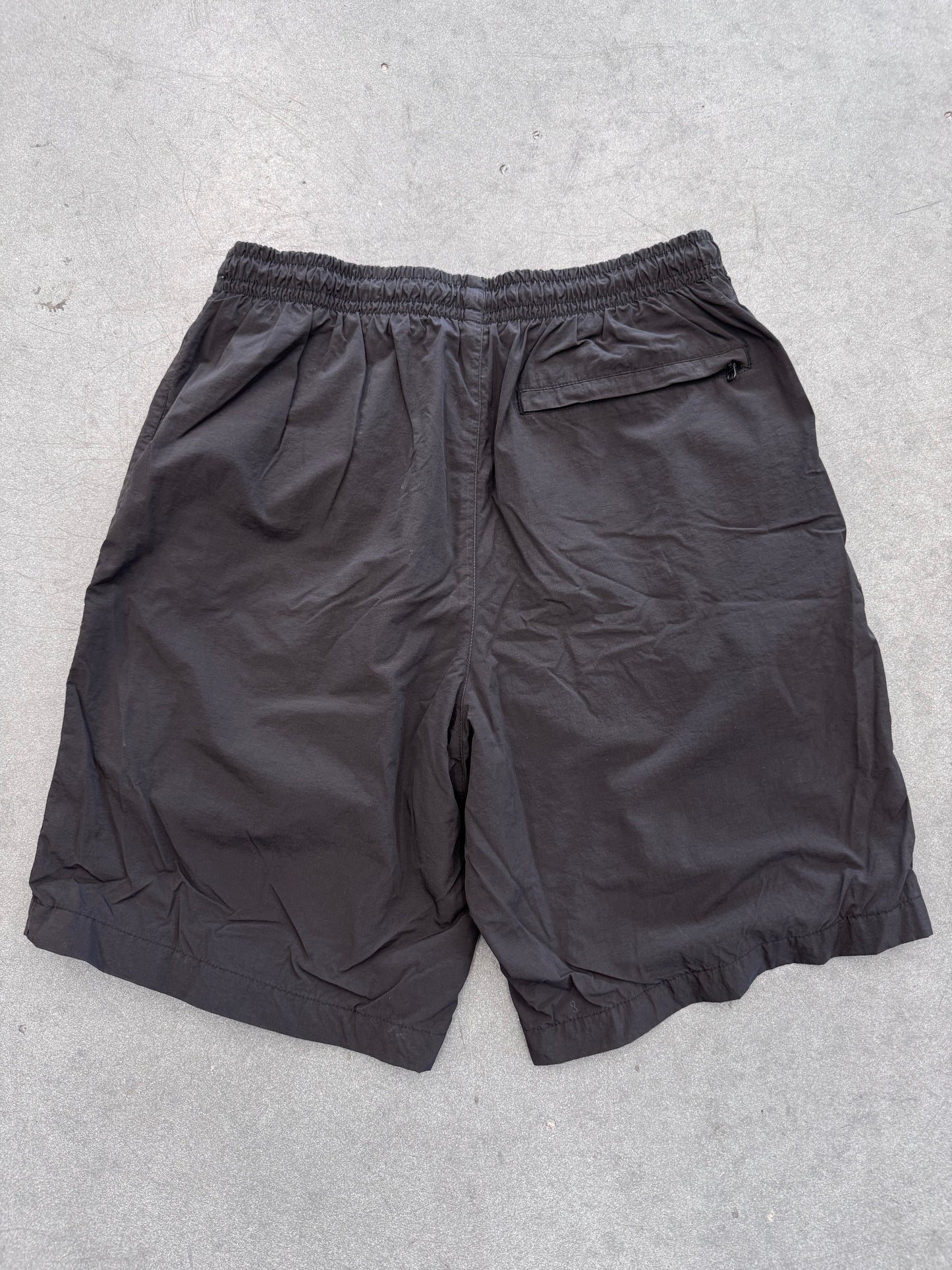 PALACE ESSENTIAL SWIM SHORTS - BLACK