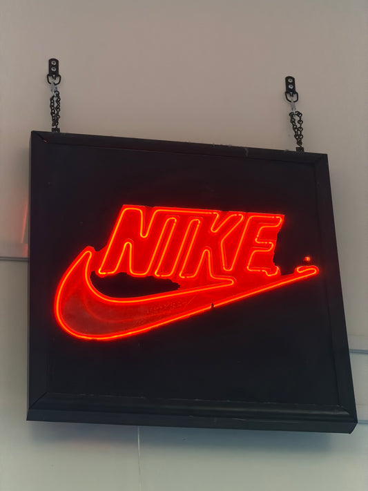 90S NIKE NEON WALL DISPLAY
