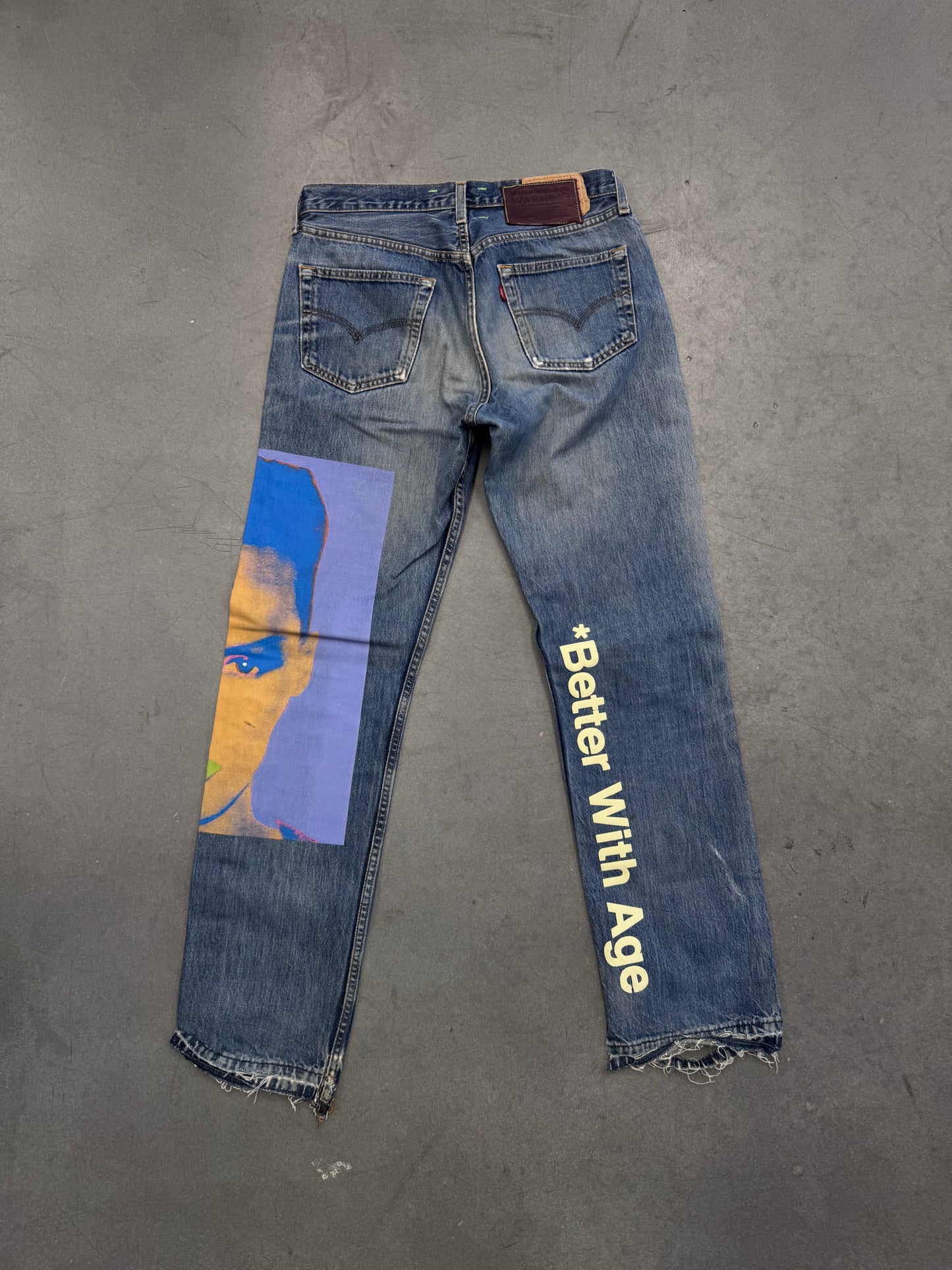 BETTER WITH AGE GRACE JONES JEANS - REGULAR WASH