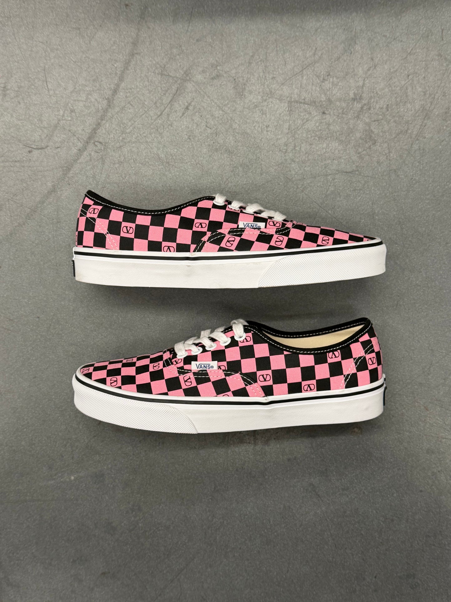 2025 VANS AUTHENTIC VALENTINO GARAVANI CHECKERBOARD PINK (W/O BOX)