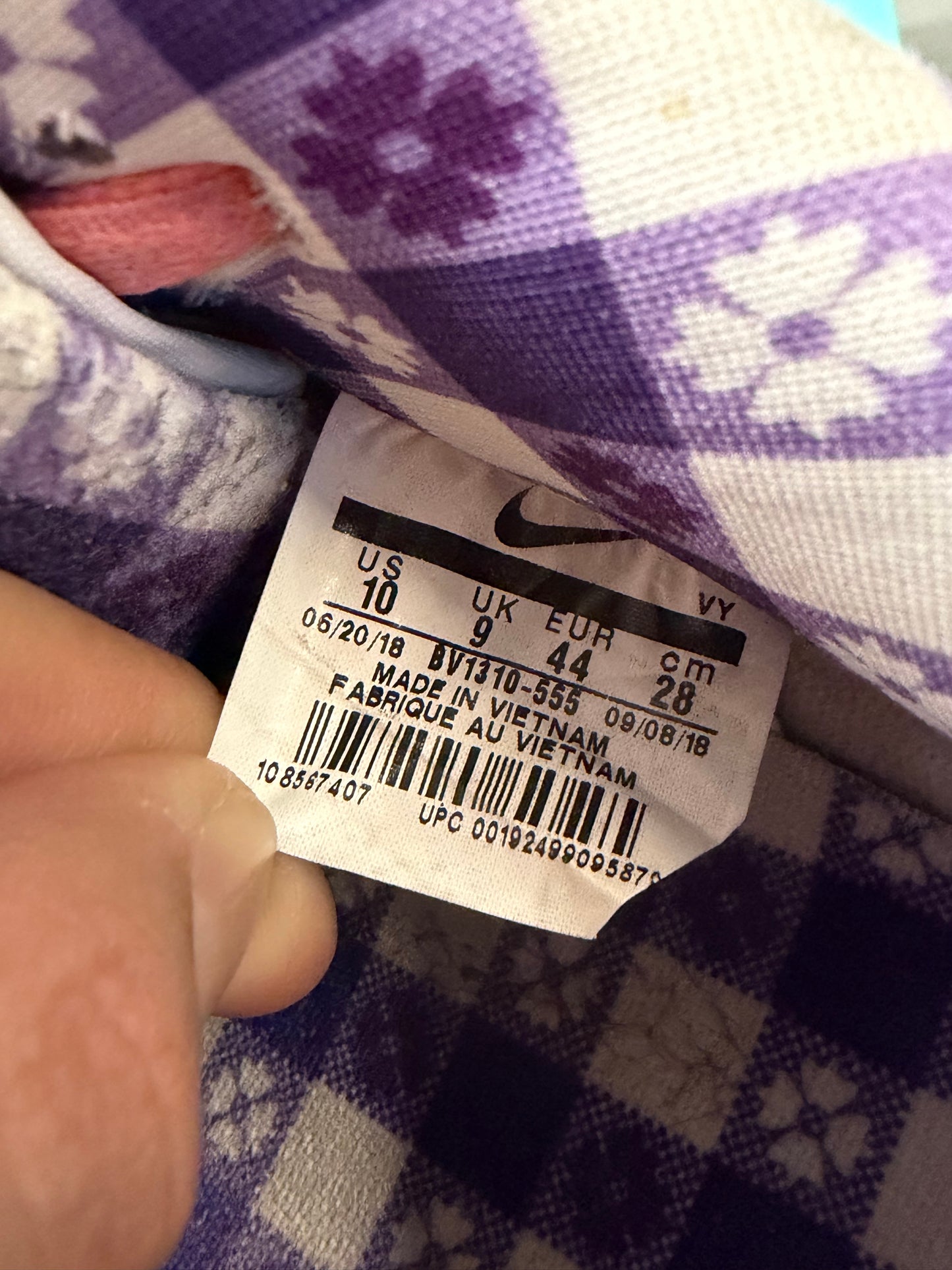 2018 SIZE 10 NIKE DUNK PURPLE LOBSTER (PRE-OWNED WITH BOX)