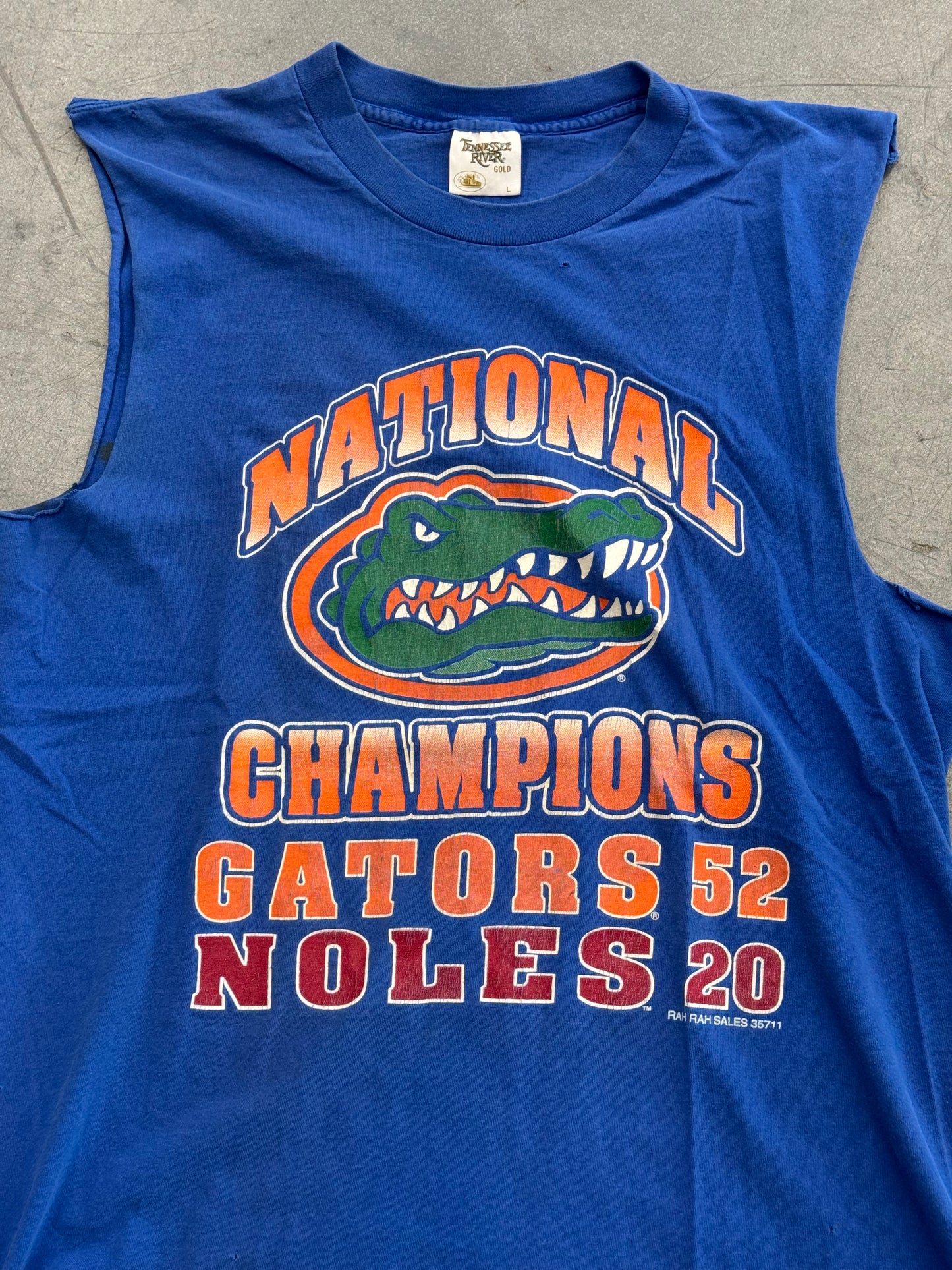 1997 FLORIDA GATORS NATIONAL CHAMPIONS CUT-OFF TEE (TENNESSEE RIVER TAG)