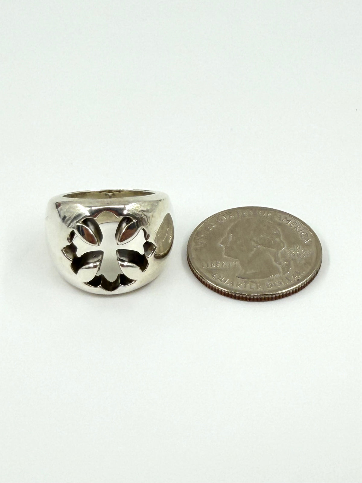 CHROME HEARTS NEGATIVE SPACE PLUS RING