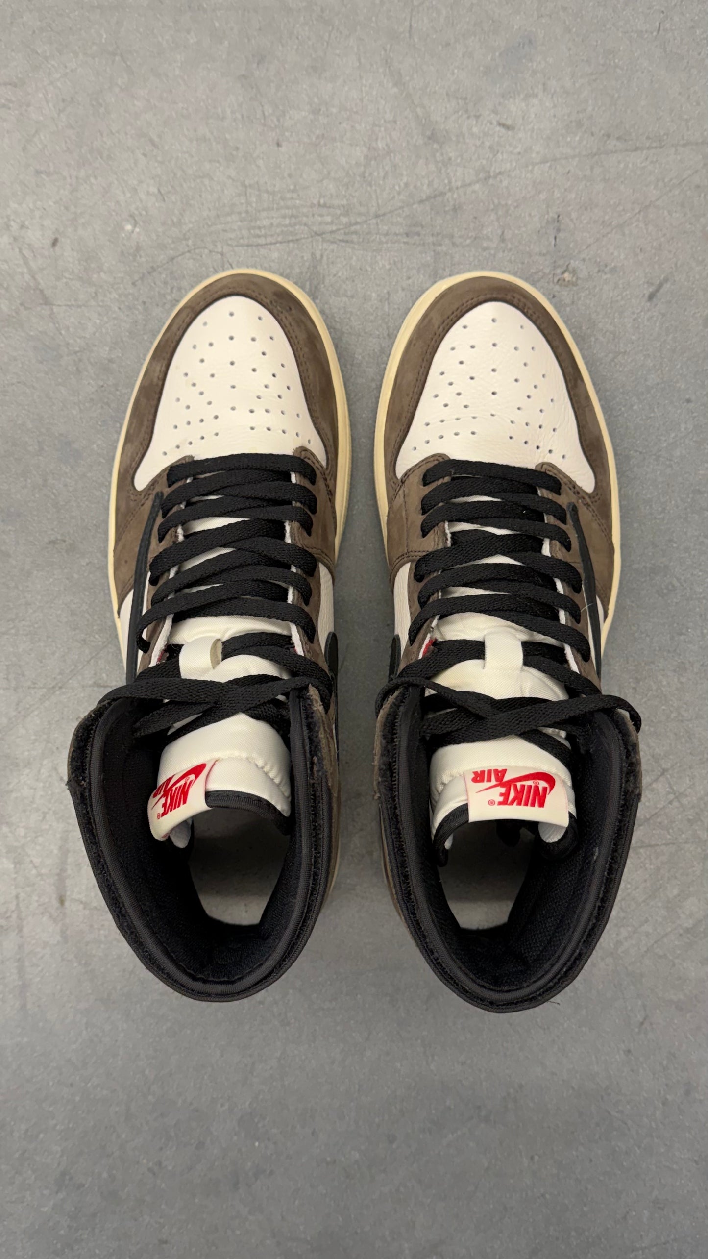 2019 AIR JORDAN 1 HIGH OG TRAVIS SCOTT SP