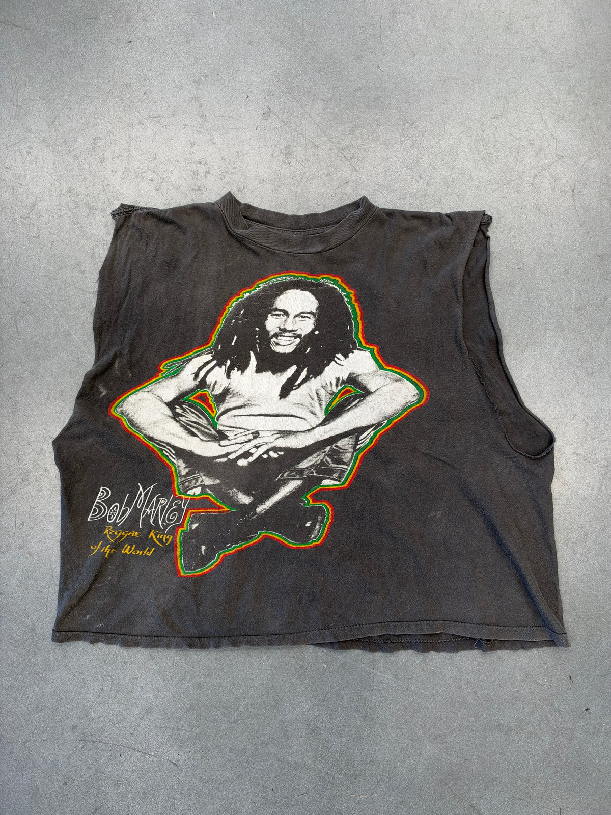 90S BOB MARLEY REGGAE KING OF THE WORLD CUT-OFF FADED TEE (FADED TAG)