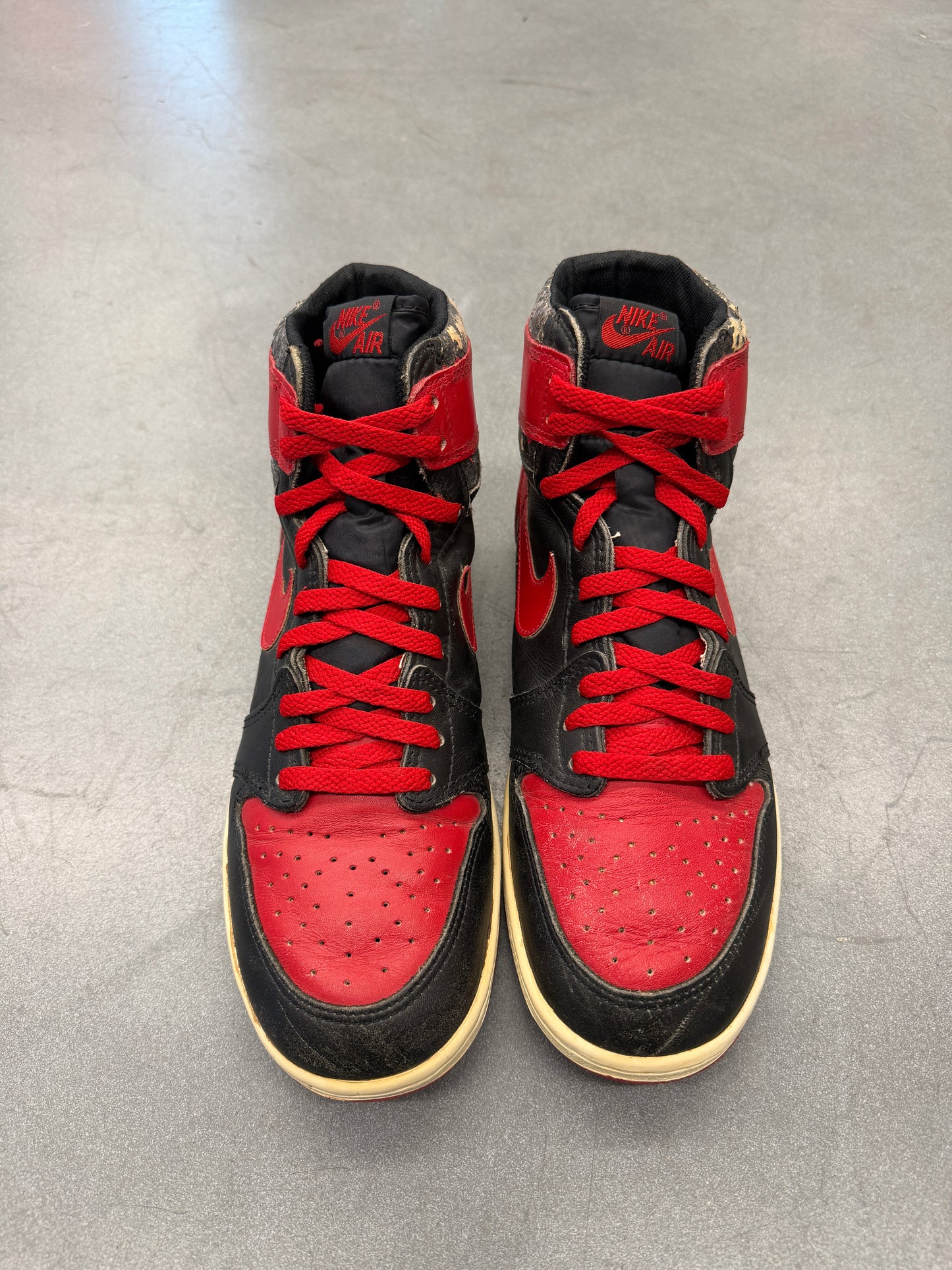 1985 AIR JORDAN 1 HIGH BRED