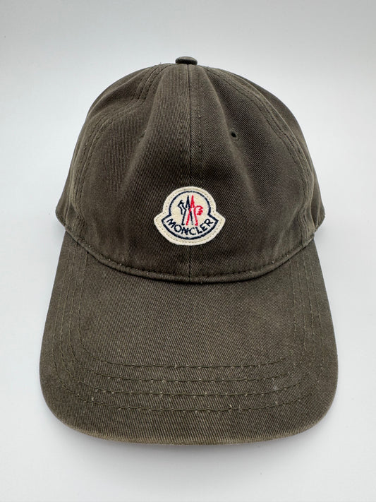 MONCLER GABARDINE LOGO PATCH BASEBALL CAP - OLIVE