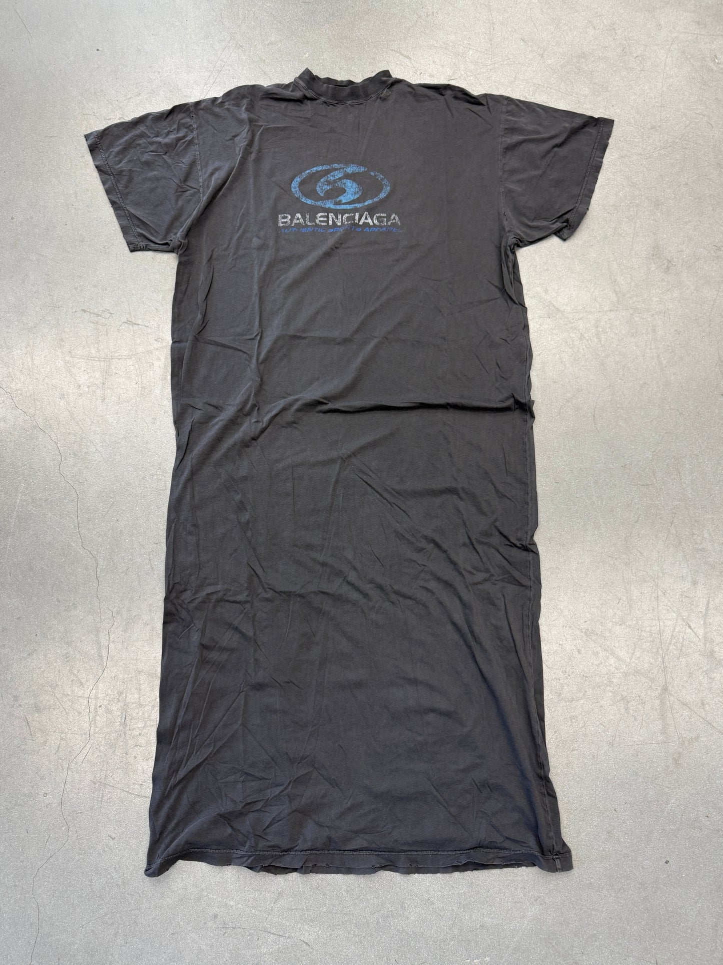 FW17 BALENCIAGA "AUTHENTIC SPORTS APPAREL" LONG T-SHIRT DRESS