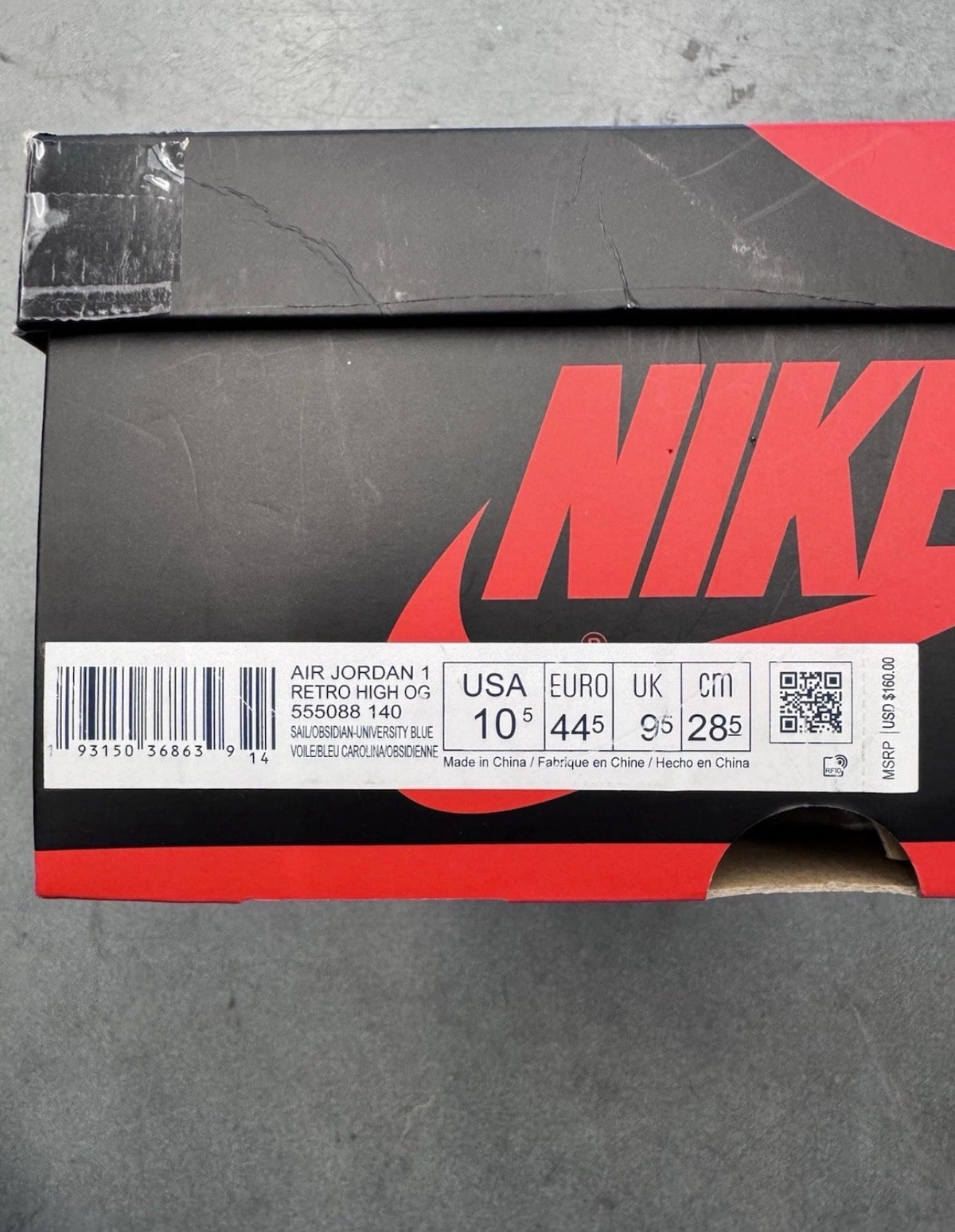 2019 SIZE 10.5 JORDAN 1 RETRO HIGH OBSIDIAN WITH BOX