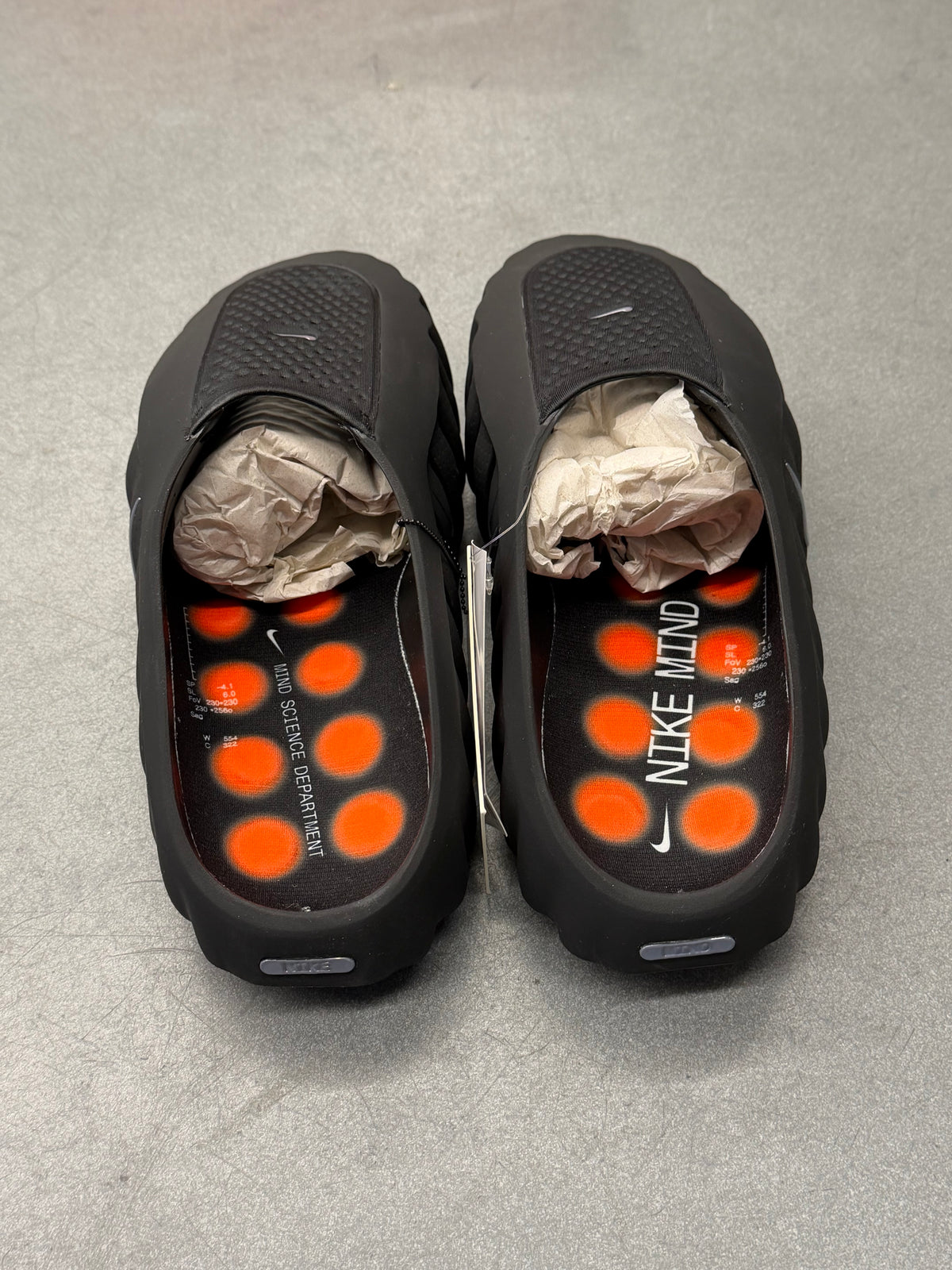 2026 NIKE MIND 001 SLIDE - BLACK/CHROME