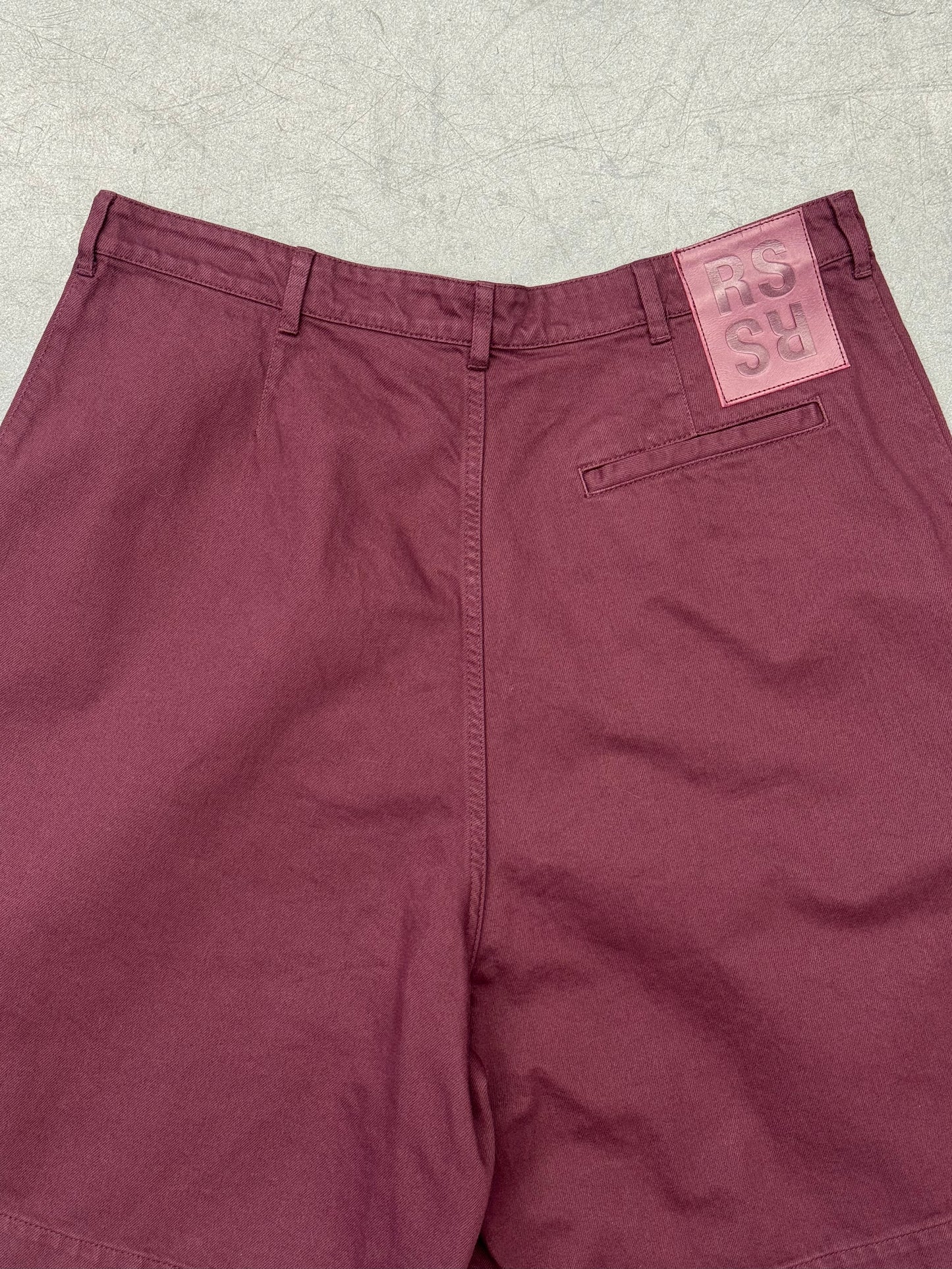 SS22 RAF SIMONS DOUBLE PLEATED WIDE DENIM SHORTS - BURGUNDY