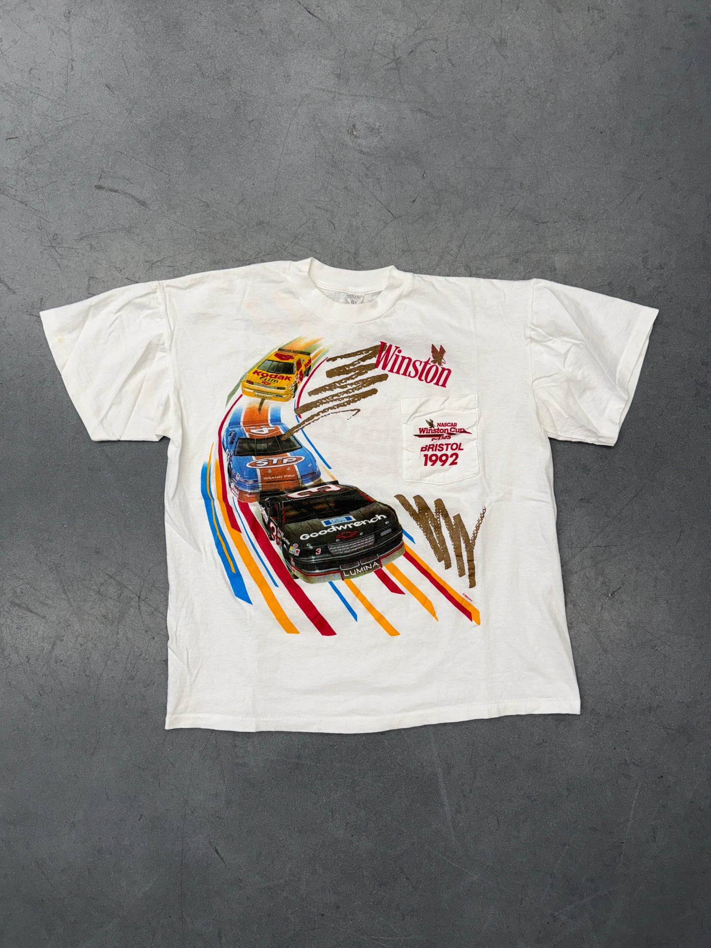 1992 BRISTOL NASCAR WINSTON CUP SERIES TEE  (AMERICAN BORN TAG)