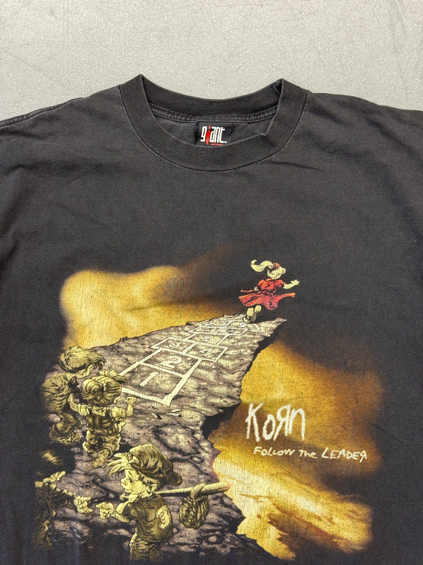 1998 KORN FOLLOW THE LEADER STAIRWAY TEE (GIANT TAG)