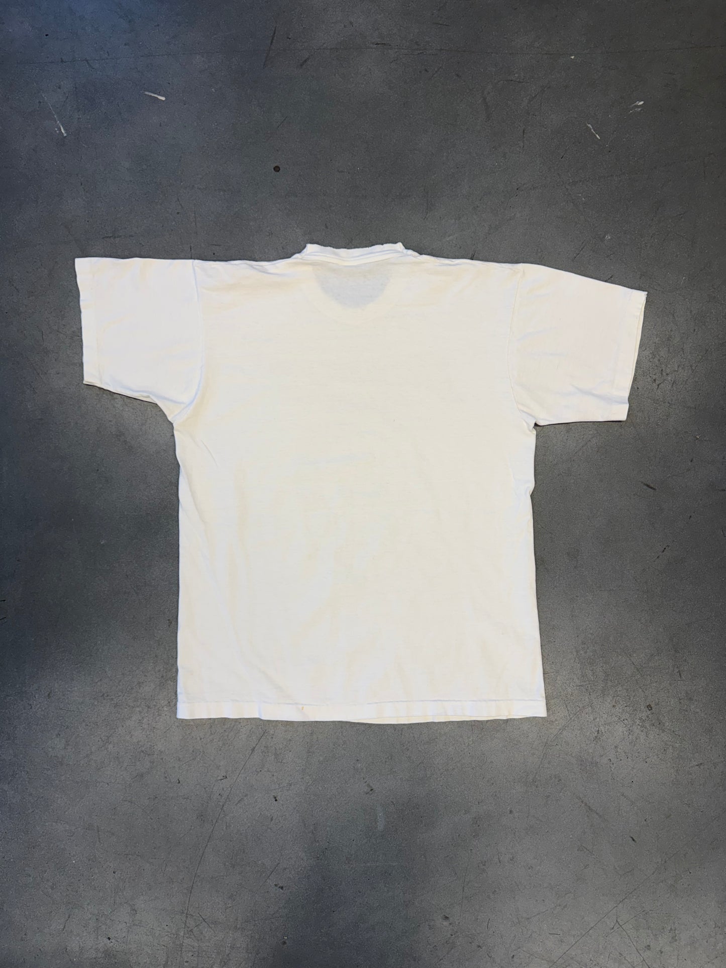1995 DISNEYLAND INDIANA JONES ADVENTURE TEMPLE OF THE FORBIDDEN EYE TEE (FOTL TAG)