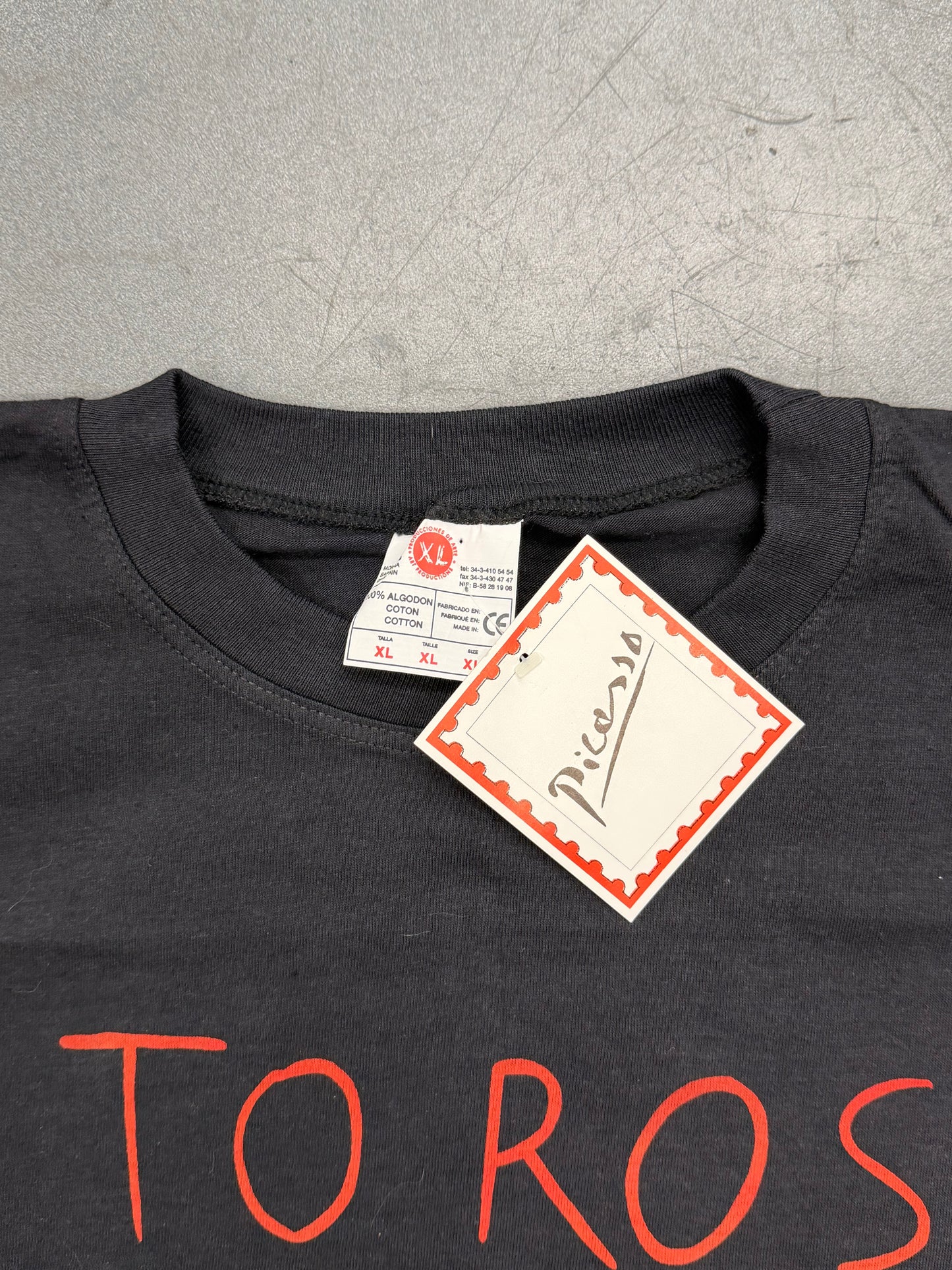 1997 TOROS EN VALLARVIS 1955 PICASSO TEE (NWT)