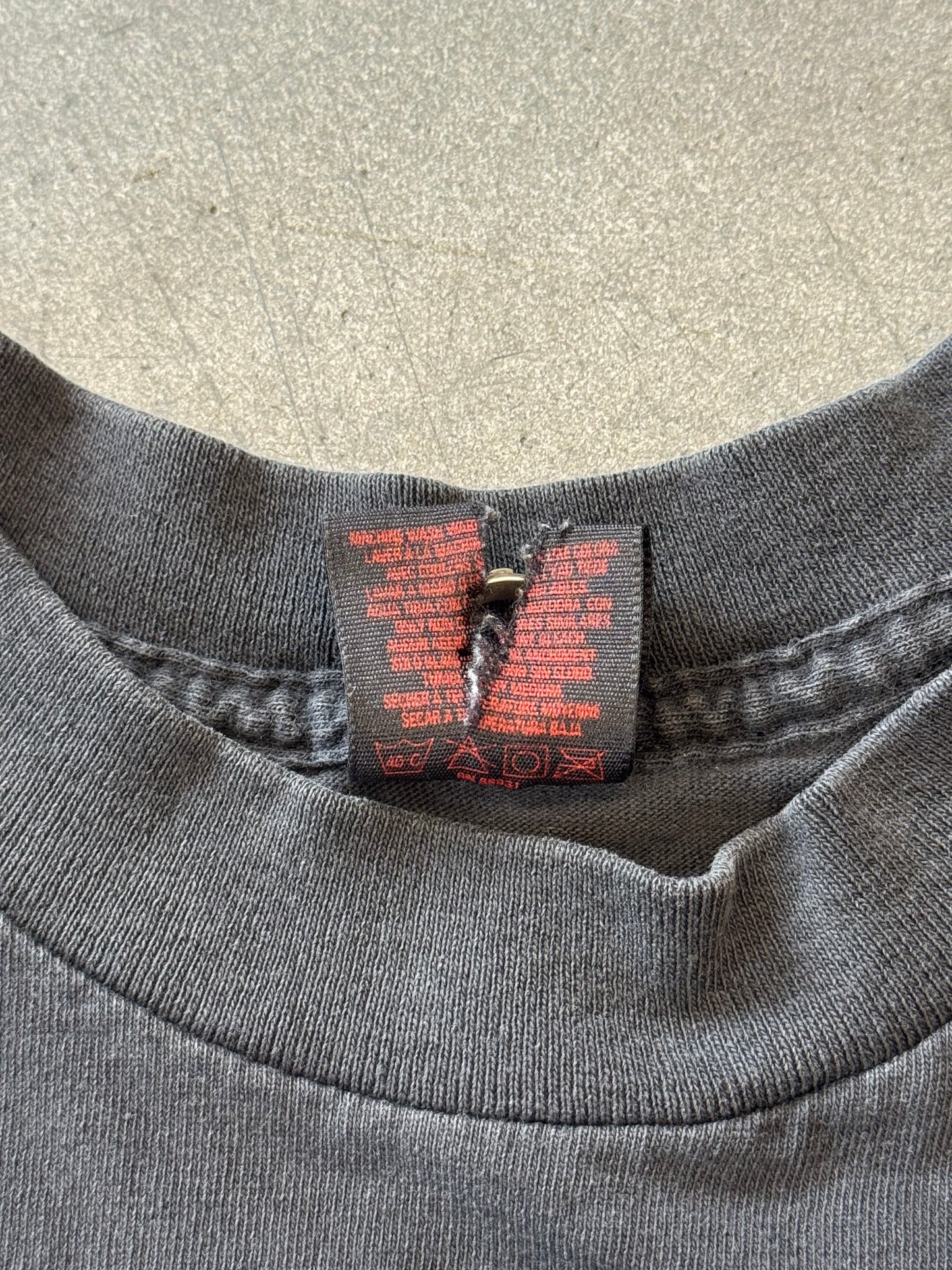 1988 AKIRA NEO-TOKYO IS ABOUT TO EXPLODE MOVIE PROMO TEE (FASHION VICTIM TAG)