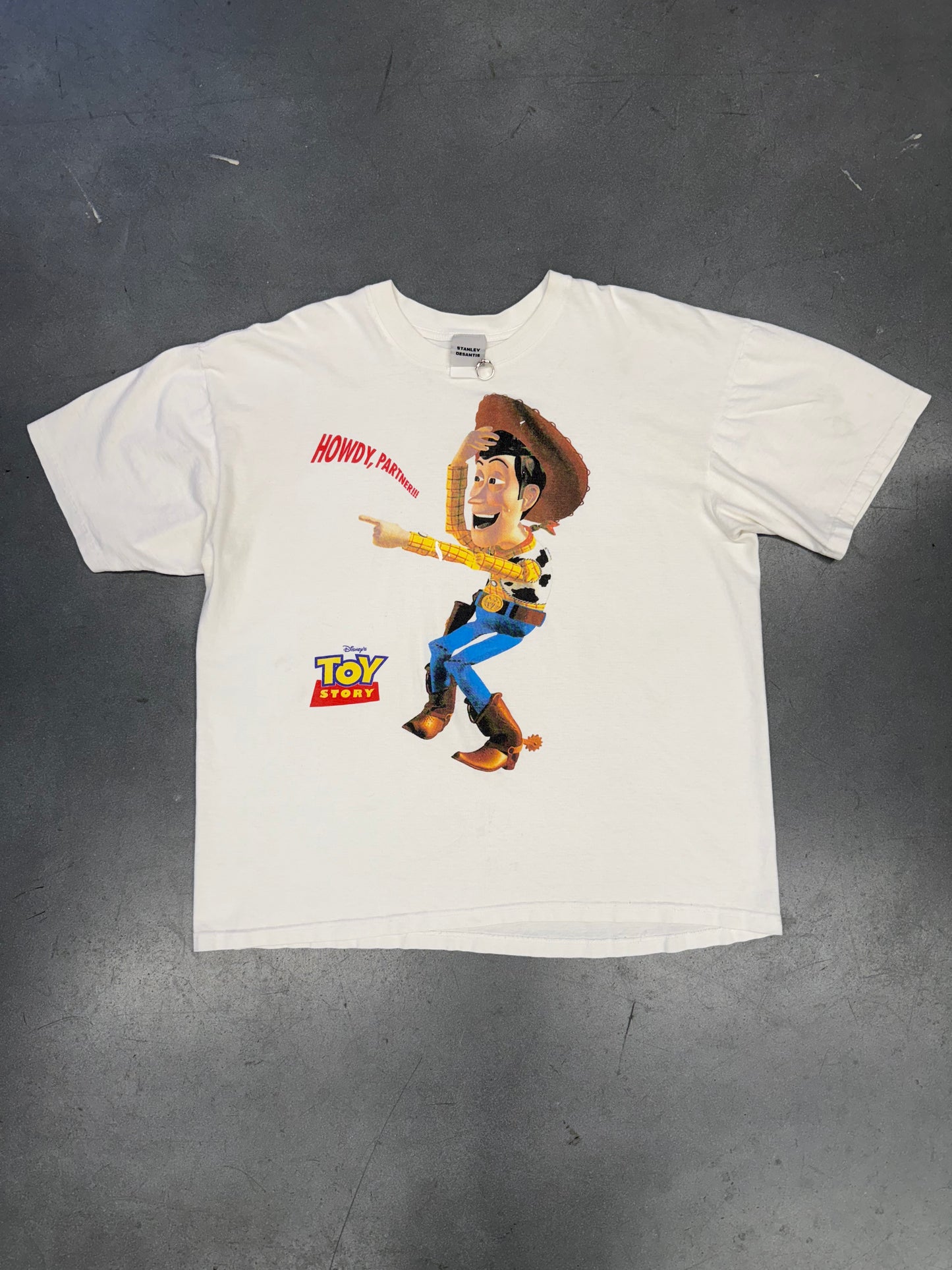 90S DISNEY TOY STORY WOODY HOWDY PARTNER TEE (STANLEY DESANTIS TAG)
