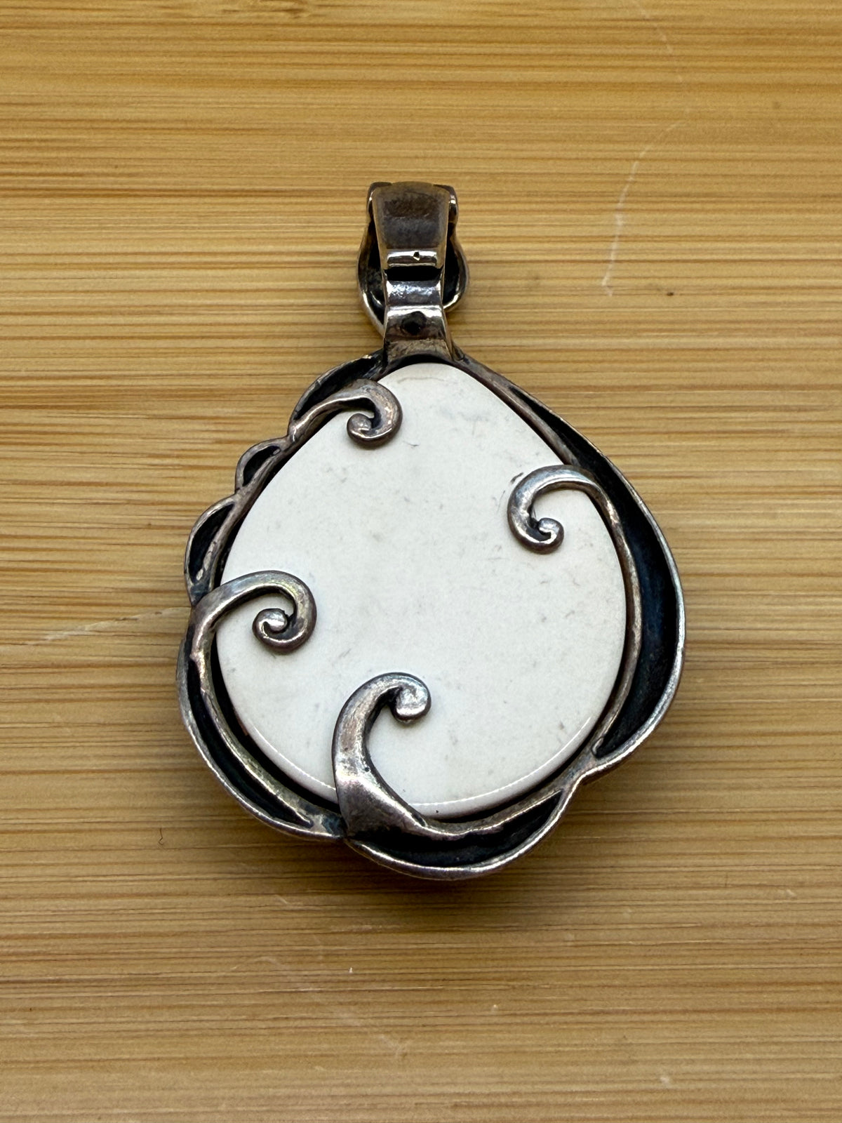 CAROLYN POLLACK RELIOS MULTI-STONE & WHITE AGATE SILVER PENDANT