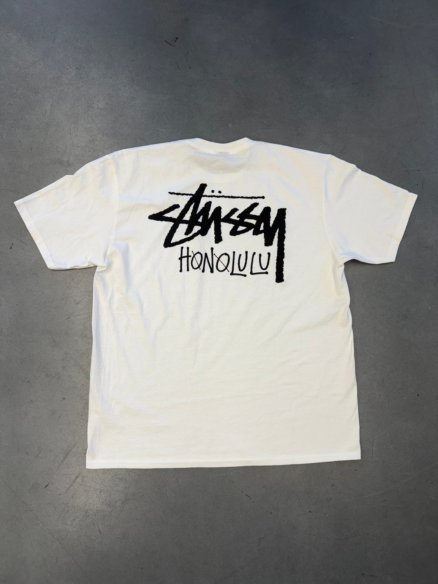 SS24 STUSSY X HONOLULU CHAPTER TEE (NWT) (XL)