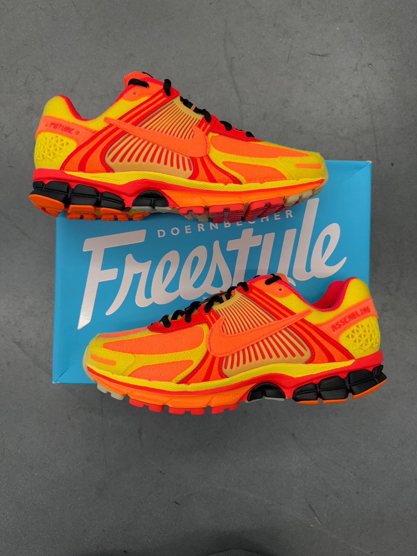 2023 SIZE 8.5 NIKE ZOOM VOMERO 5 DOERNBECHER