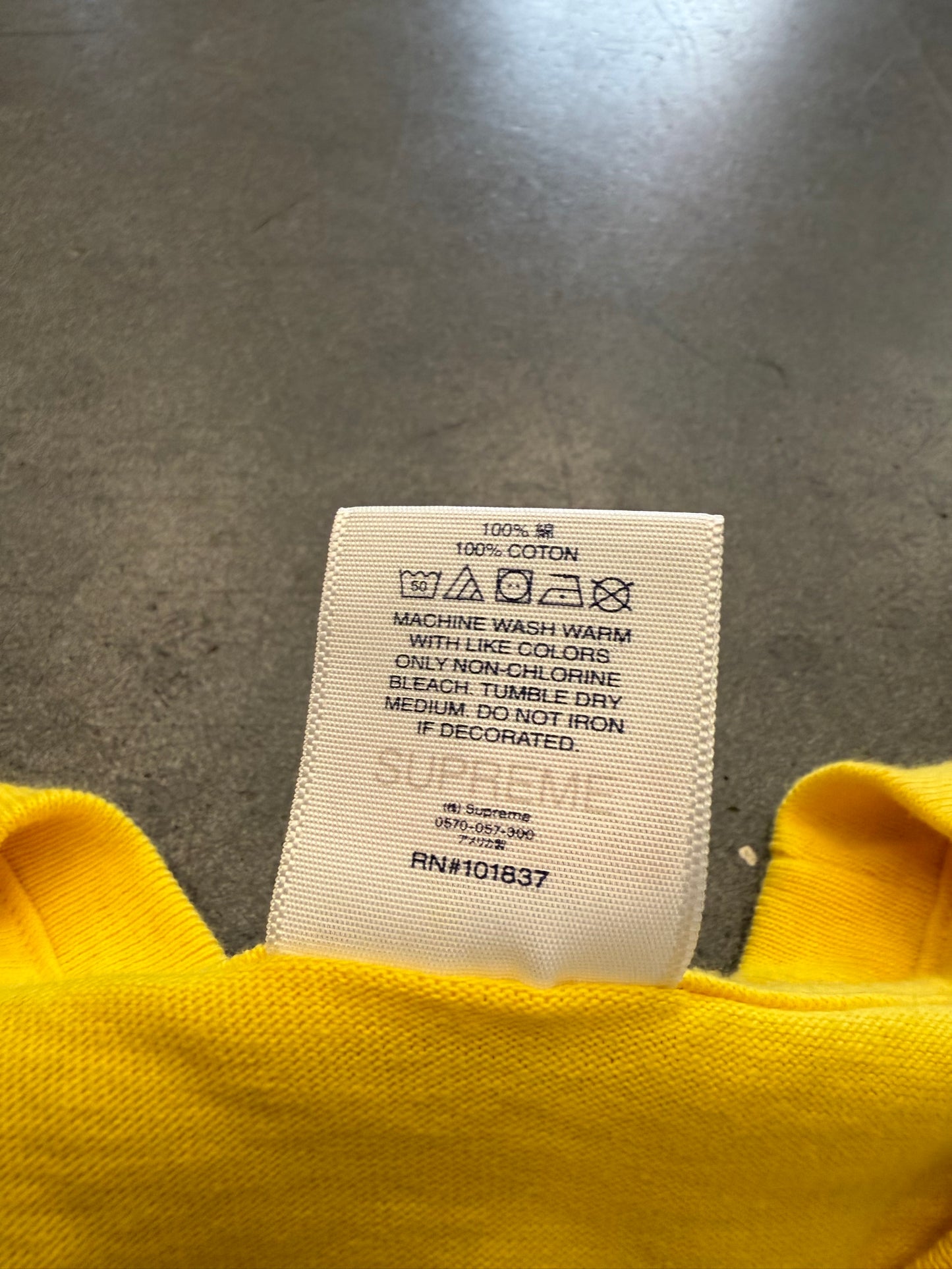 FW23 SUPREME NEW YORK CITY TEE - YELLOW