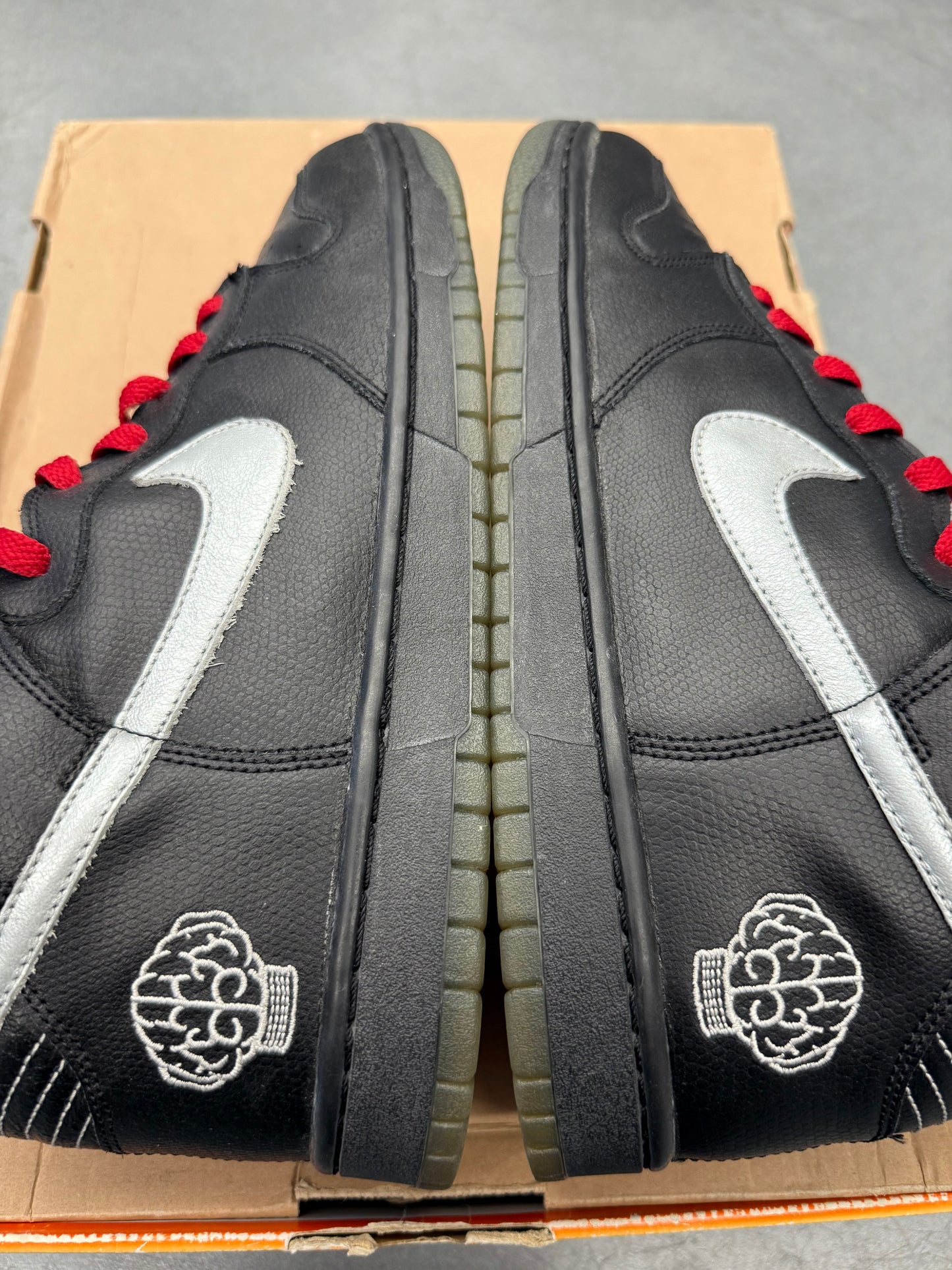 2004 SIZE 10.5 NIKE DUNK HIGH N.E.R.D. PHARRELL