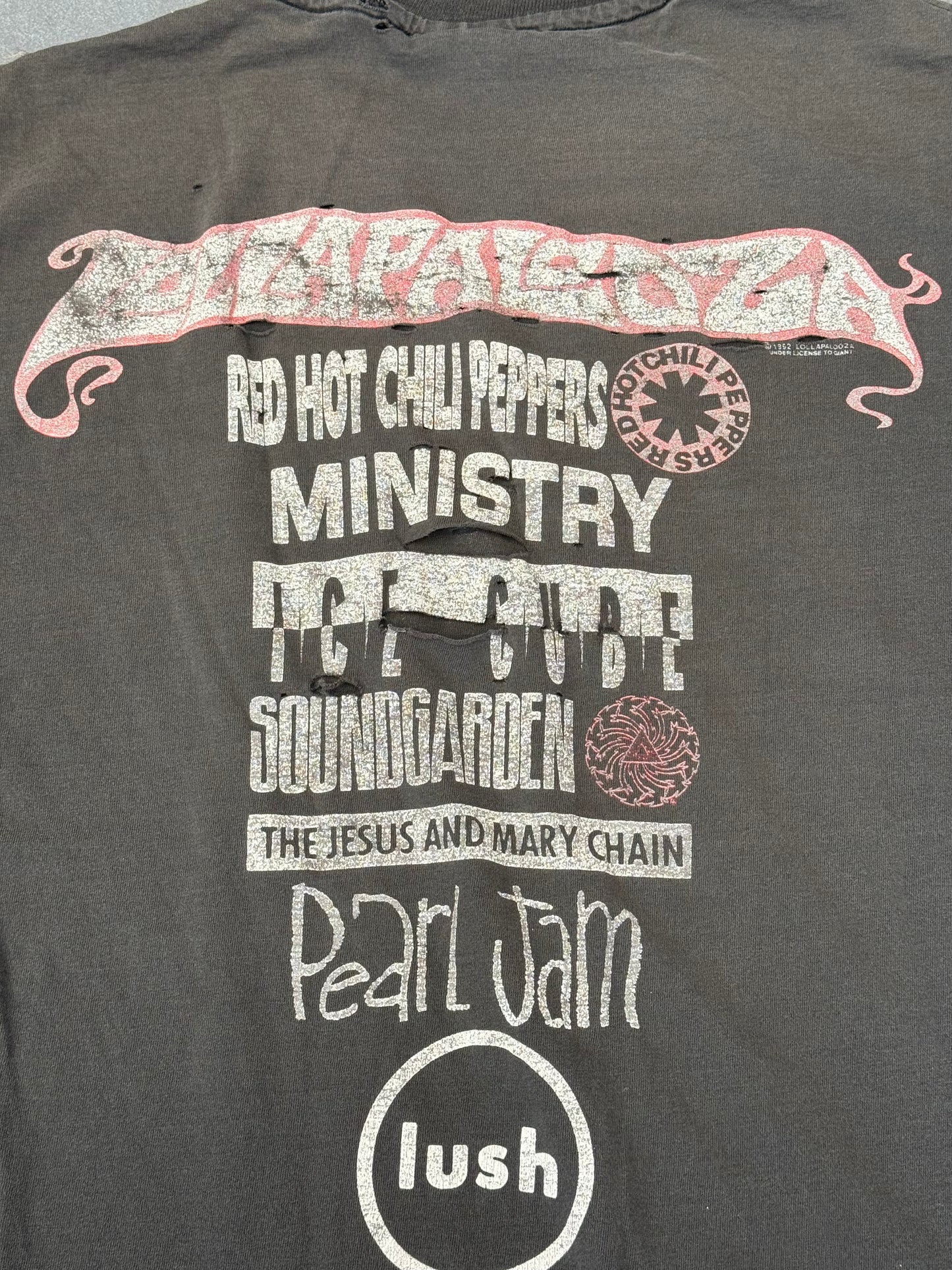 1992 LOLLAPALOOZA FESTIVAL DRAGON FLY TEE (GIANT TAG)