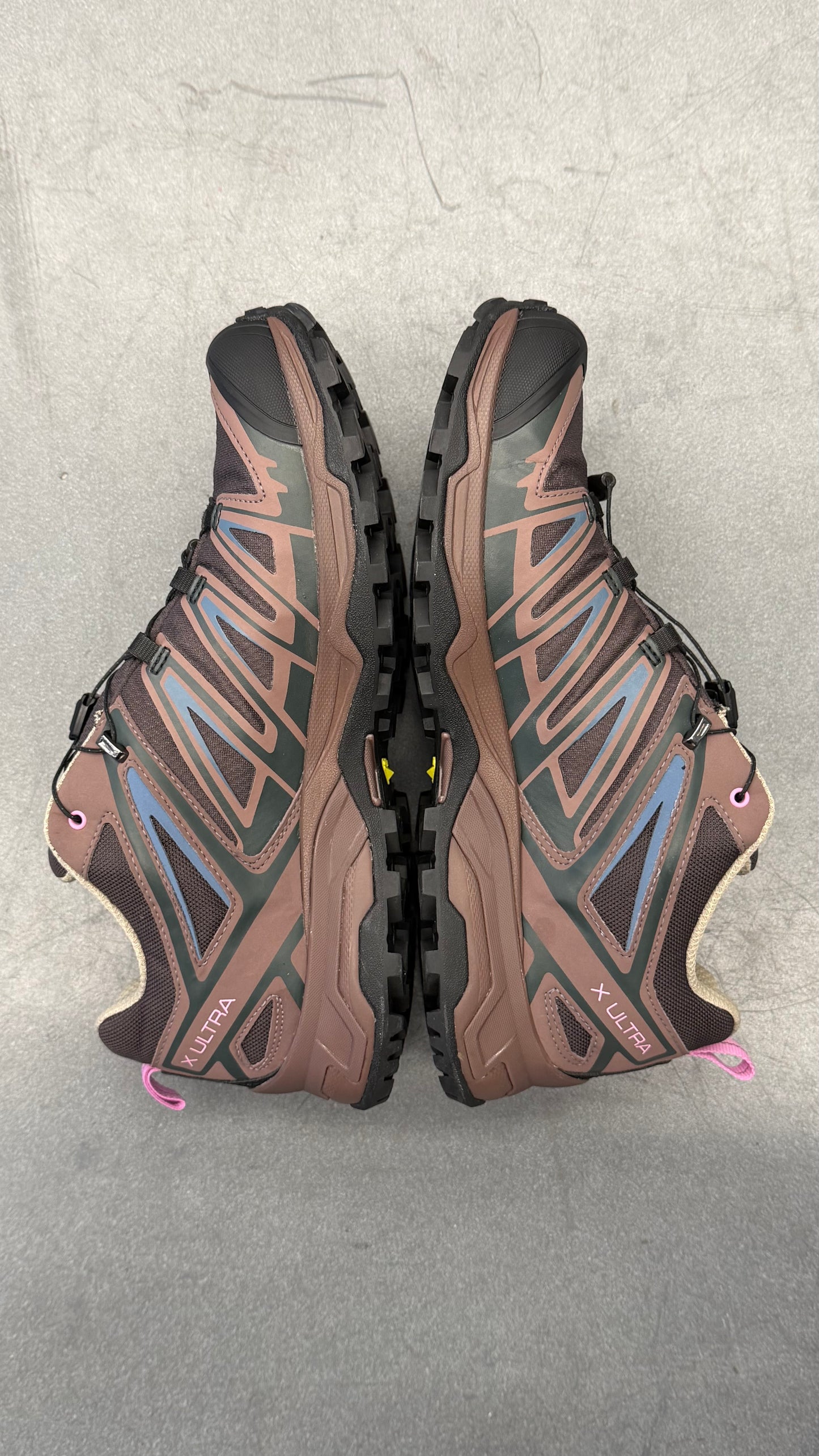 2021 SALOMON X BETTER GIFT SHOP X ULTRA 3 GORE-TEX - SHALE PEPPERCORN (W/BOX)