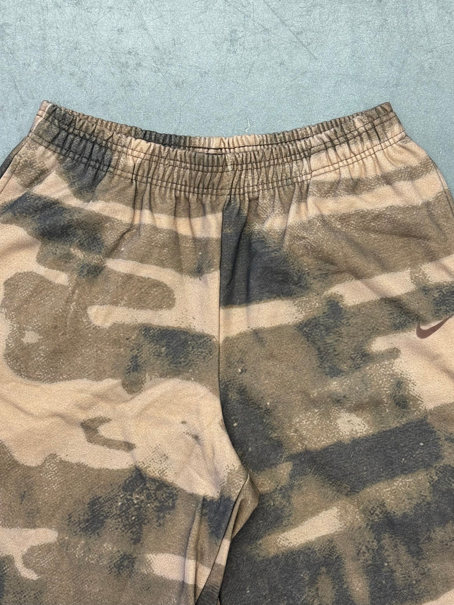 CJ X NIKE T-REXX CAMO SHORTS XL