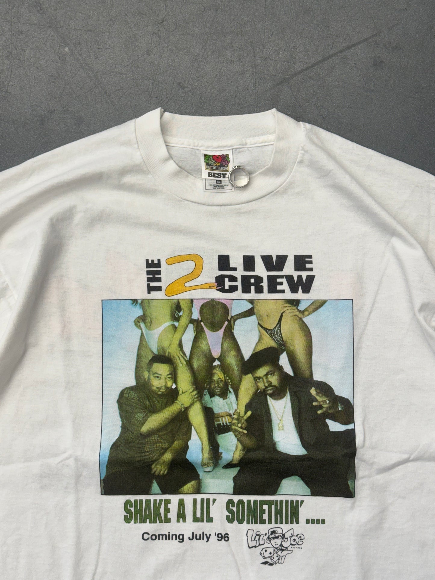 1996 THE 2 LIVE CREW SHAKE A LIL' SOMETHIN ALBUM COVER TEE (FOTL TAG)