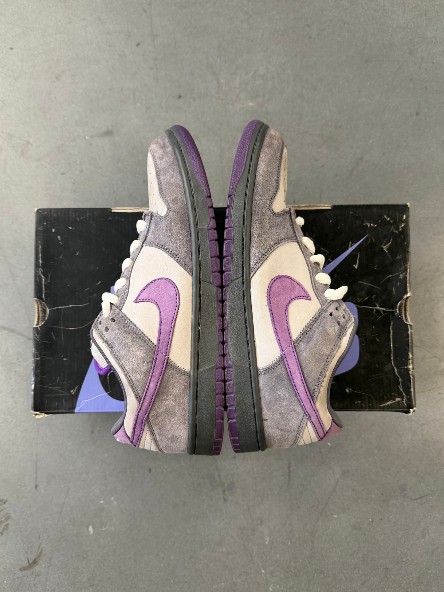 2006 NIKE DUNK LOW PRO SB - PURPLE PIGEON (W/BOX)