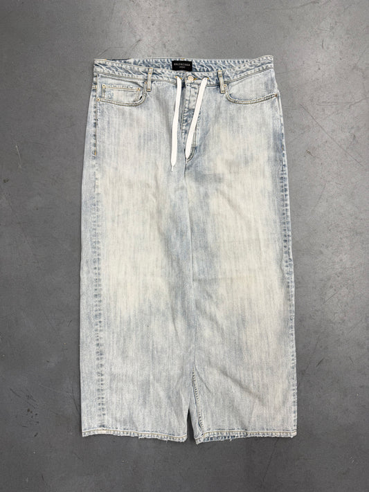 BALENCIAGA WIDE LEG BAGGY DRAWSTRING JEANS - LIGHT WASH
