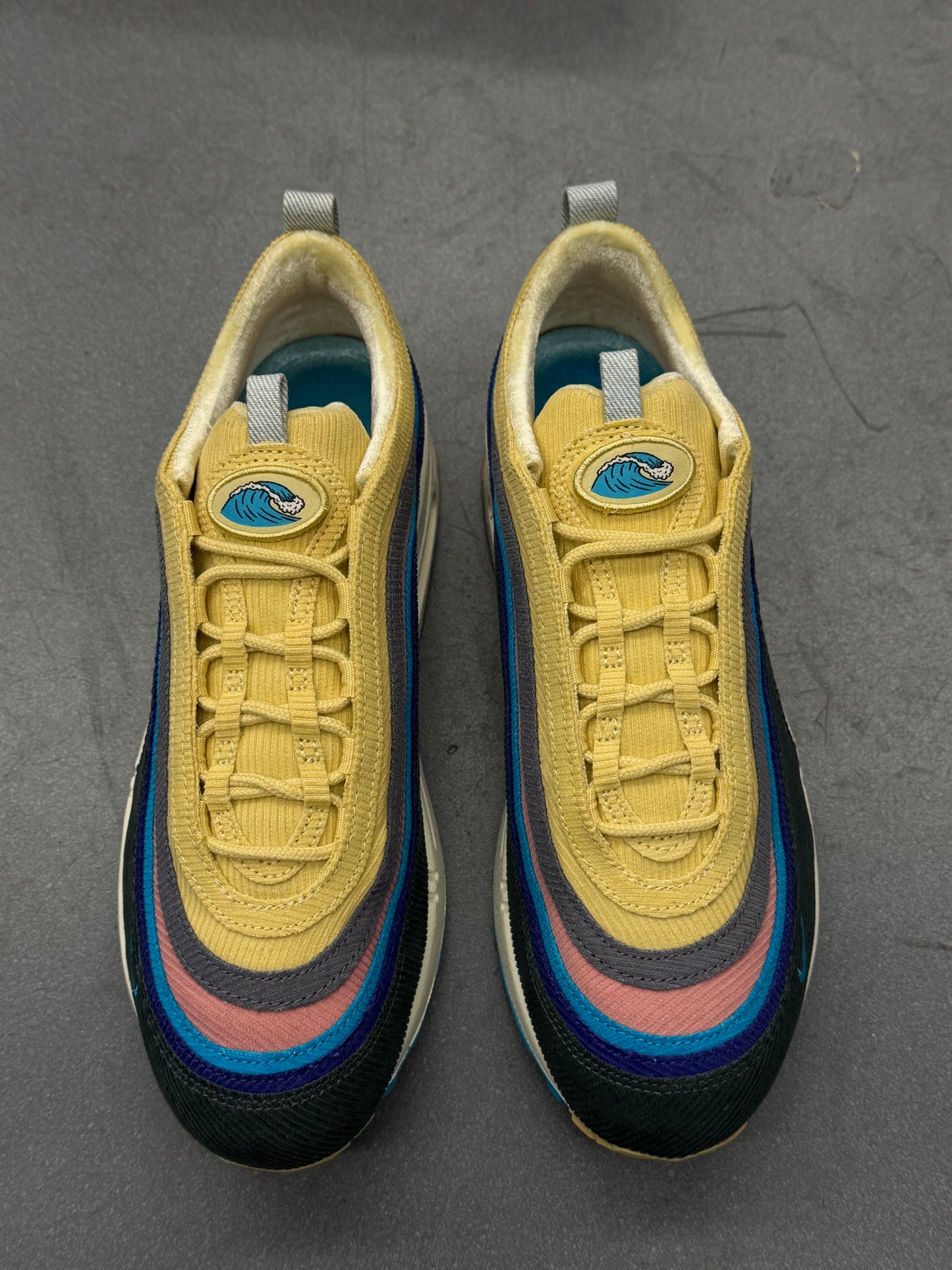 2017 NIKE AIR MAX 1/97 VF SEAN WOTHERSPOON (SIGNED PAIR)