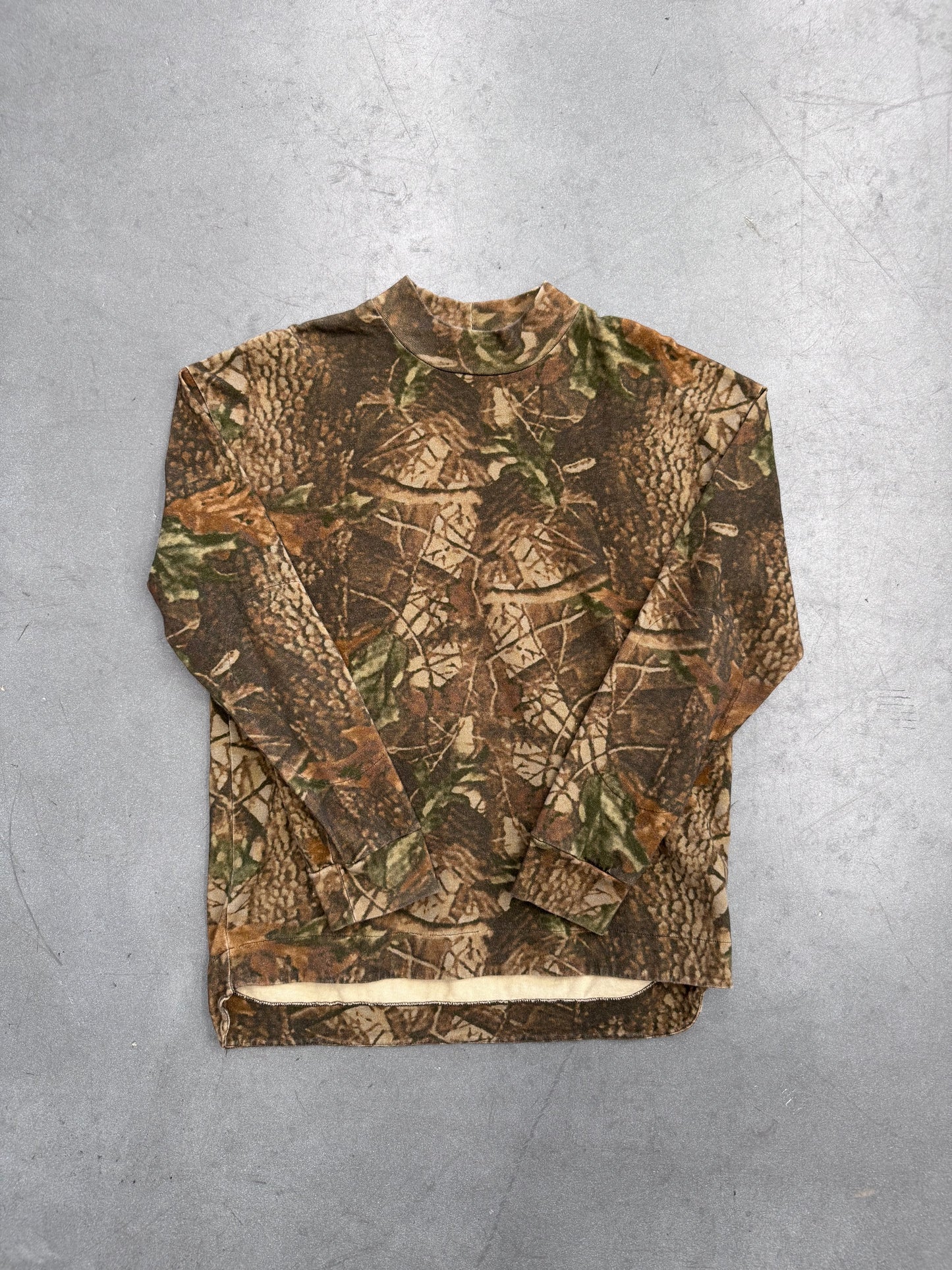 YEEZY SEASON 3 BACK POCKET TREE CAMO CREWNECK SWEATSHIRT (XS)