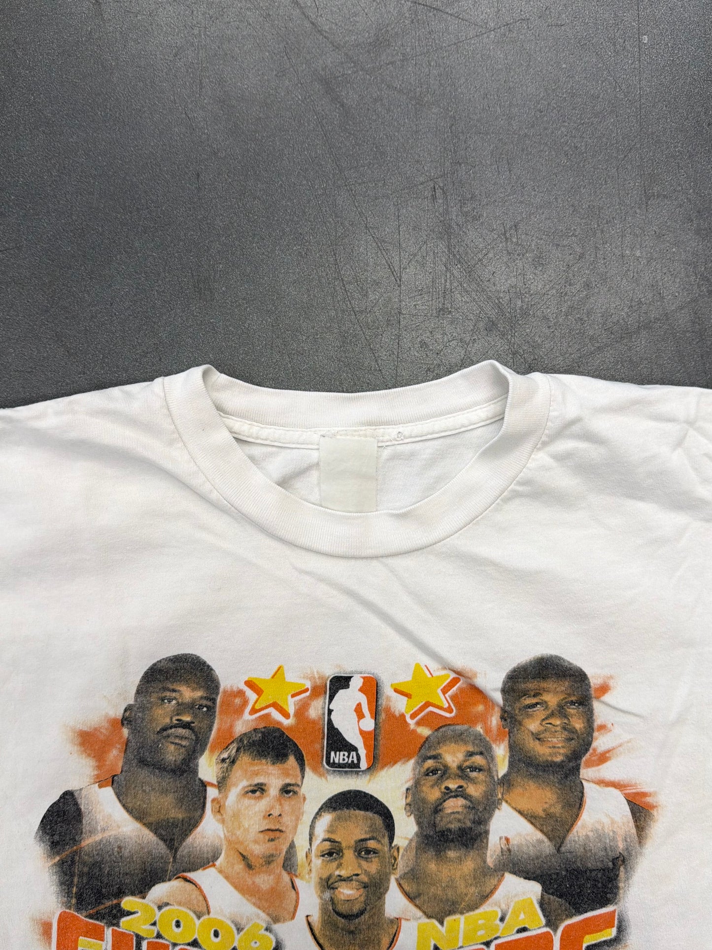 2006 NBA CHAMPIONS MIAMI HEAT BOOTLEG RAP STYLE TEE (FADED TAG)