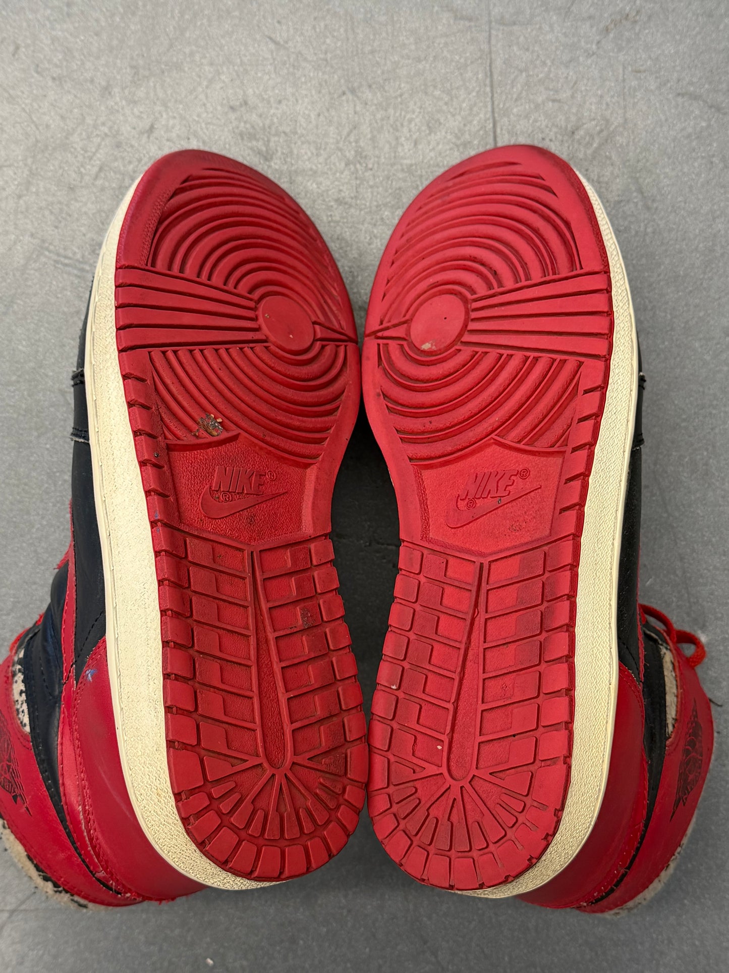 1985 AIR JORDAN 1 HIGH BRED