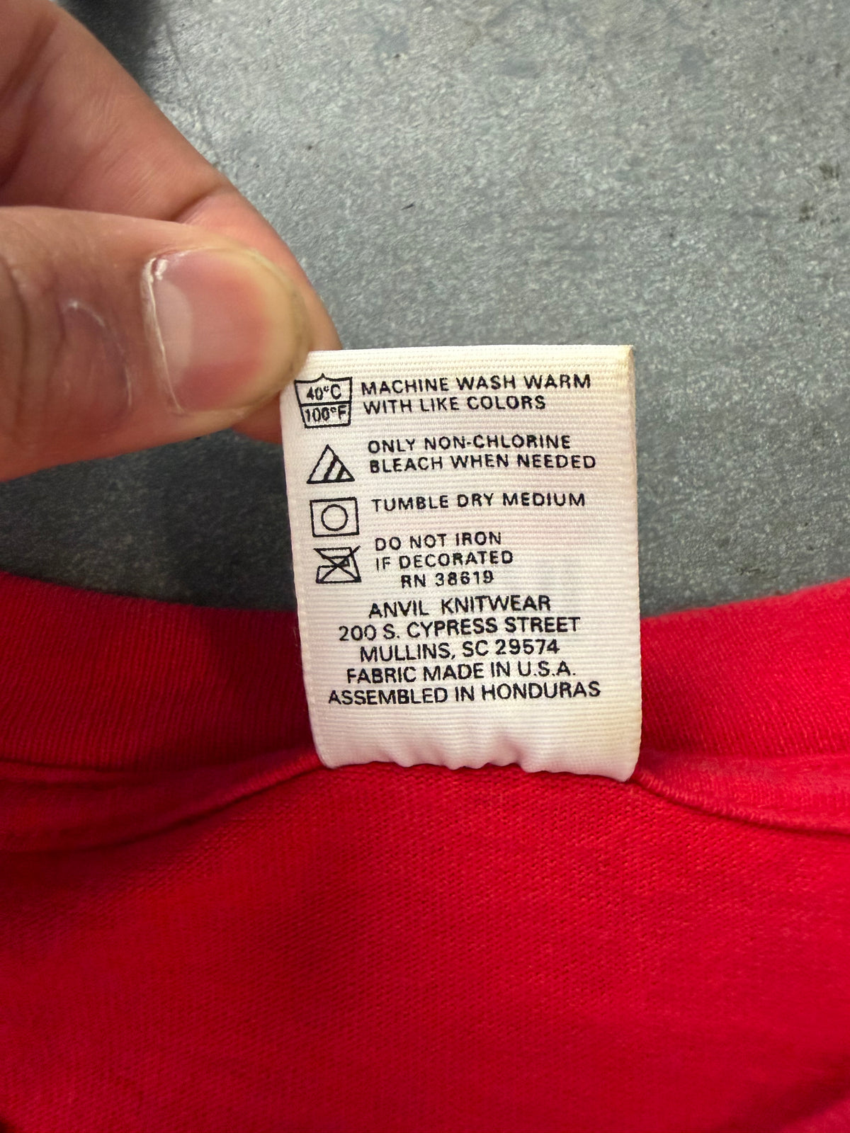 1999 POKEMON BURGER KING PIKACHU TEE (ANVIL TAG)