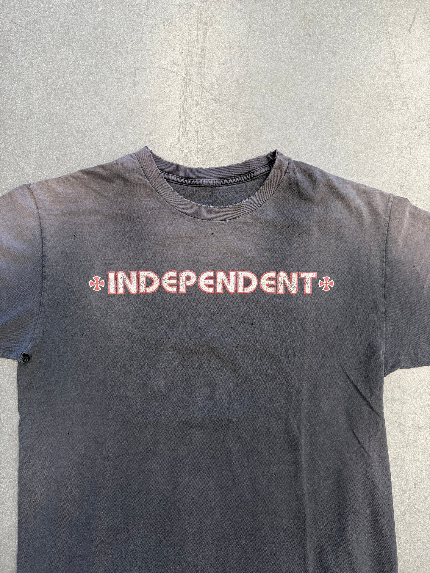 Y2K INDEPENDENT TRUCKS FADED TEE (PULLED TAG)