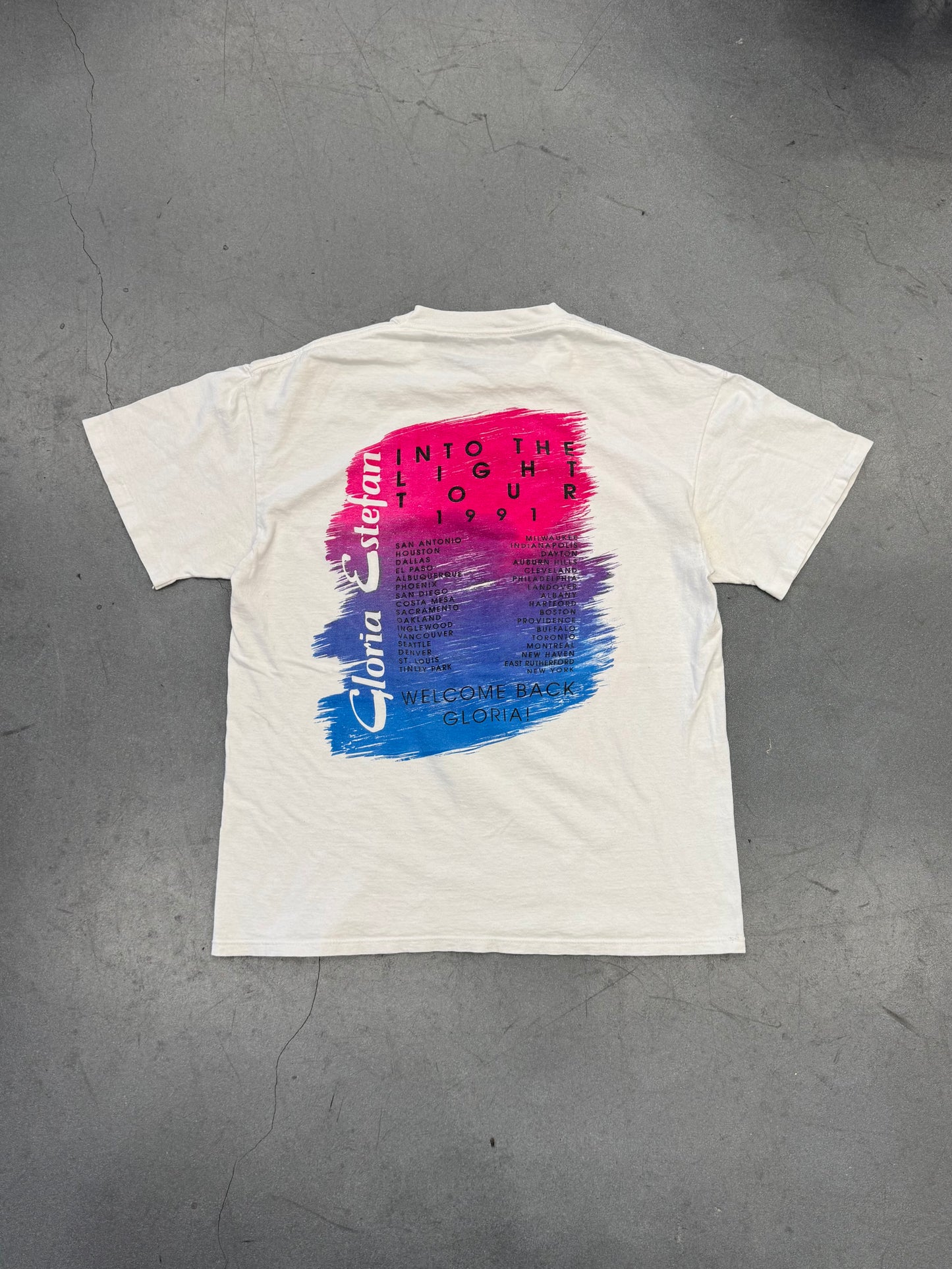 1991 GLORIA ESTEFAN INTO THE LIGHT TOUR TEE (PULLED TAG)