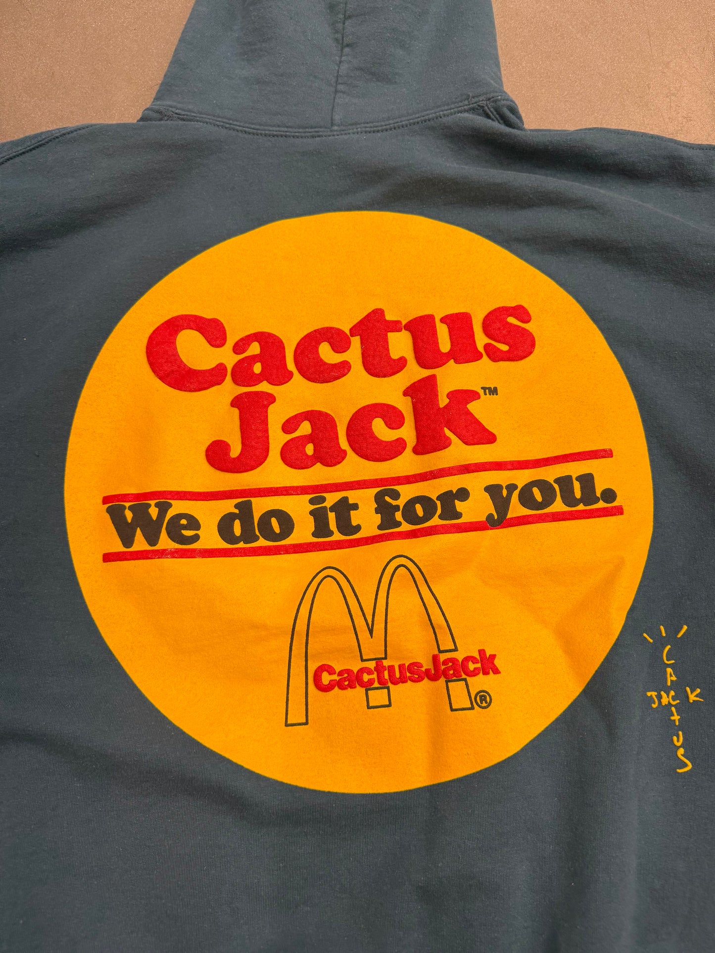 FW20 CACTUS JACK BY TRAVIS SCOTT STICKER MCDONALD'S HOODIE