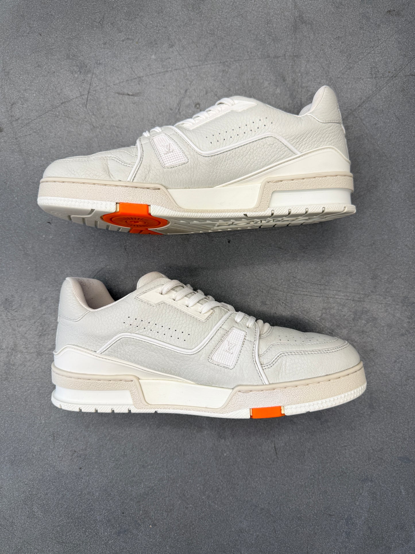 SIZE 8 LOUIS VUITTON LV TRAINER ORANGE/WHITE