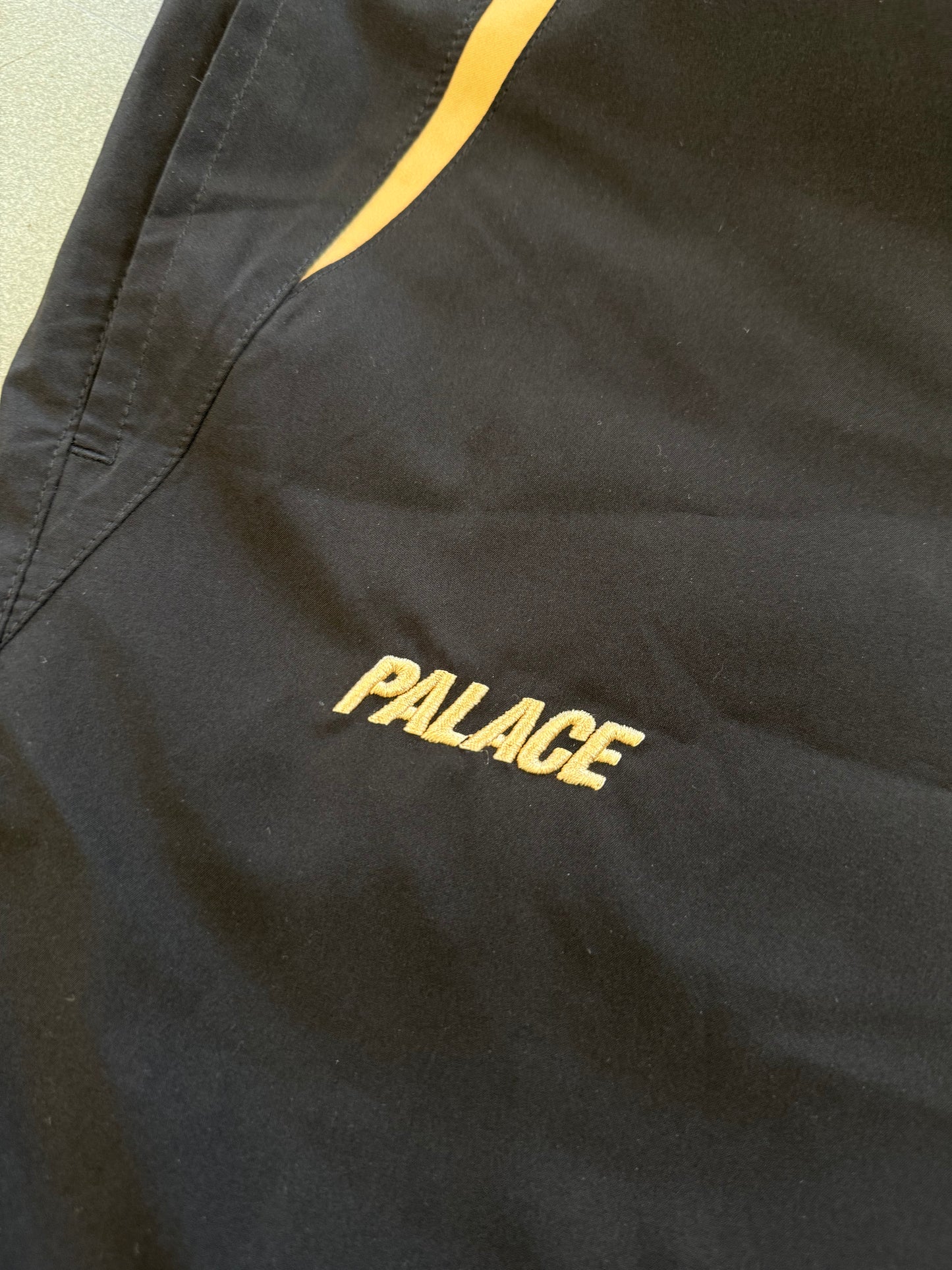 SS24 PALACE X STELLA ARTOIS COURT SHORT