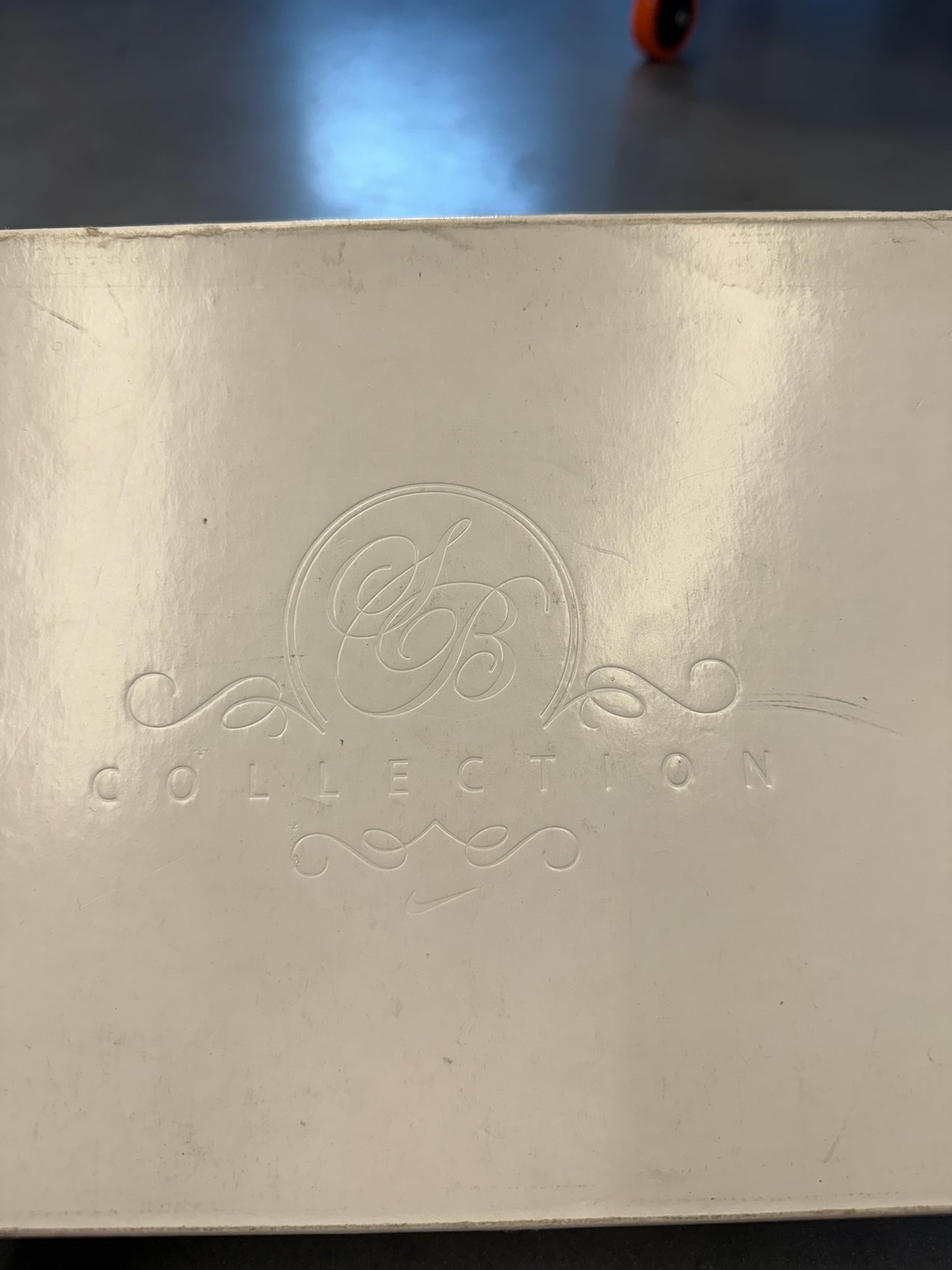 SIZE 10 2007 BLOODY SUNDAY NIKE SB DUNK HIGH PREMIUM SB (WITH BOX AND LACES)