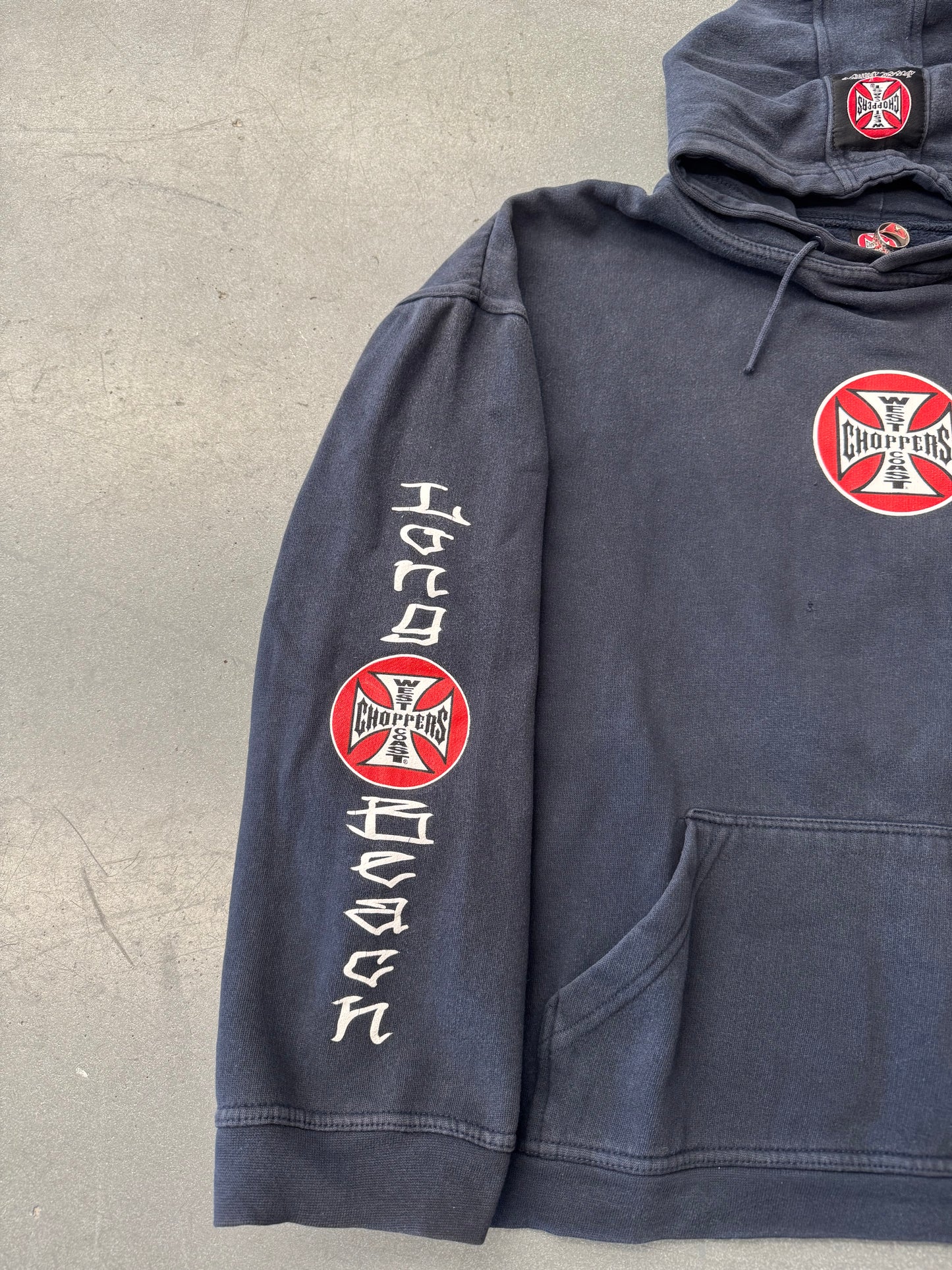 90S WEST COAST CHOPPERS LONG BEACH IRON CROSS CIRCLE LOGO PULLOVER HOODIE (IRON CROSS CIRCLE TAG)