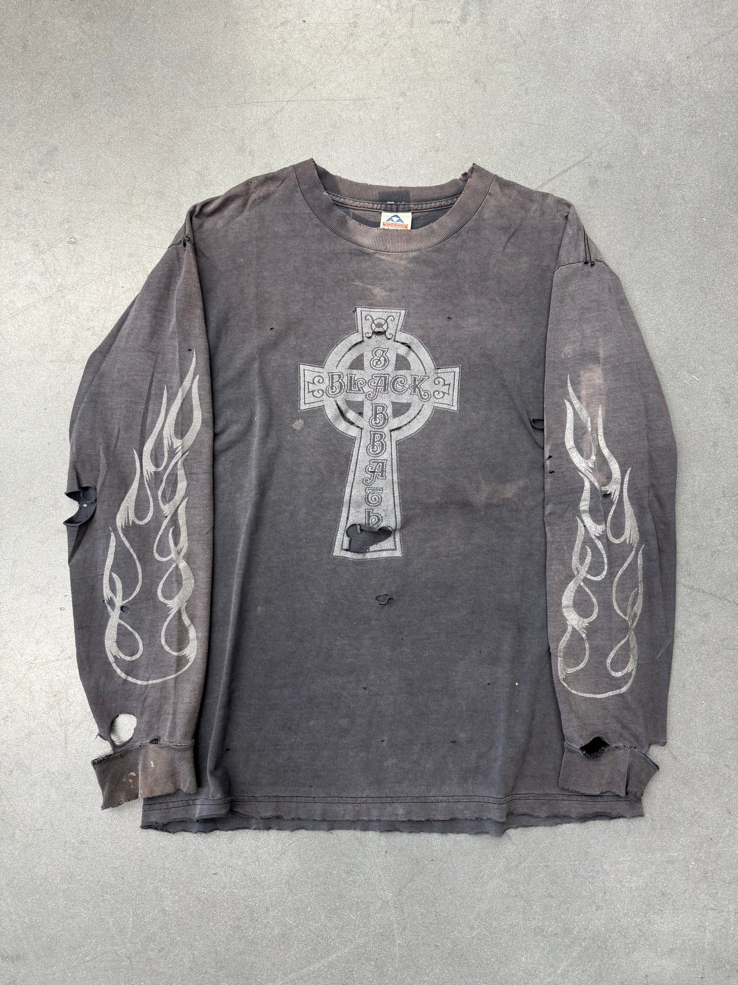 90'S BLACK SABBATH CROSS FLAME LONGSLEEVE DISTRESSED TEE (AAA TAG)