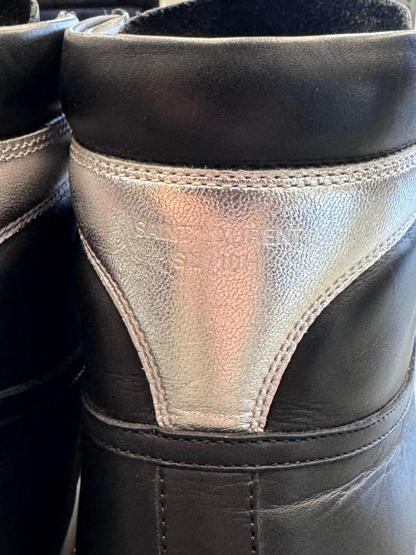 SIZE 40.5 YSL SAINT LAURENT PARIS HI TOP LEATHER SNEAKERS BLACK/SILVER (PRE-OWNED WITH BOX)