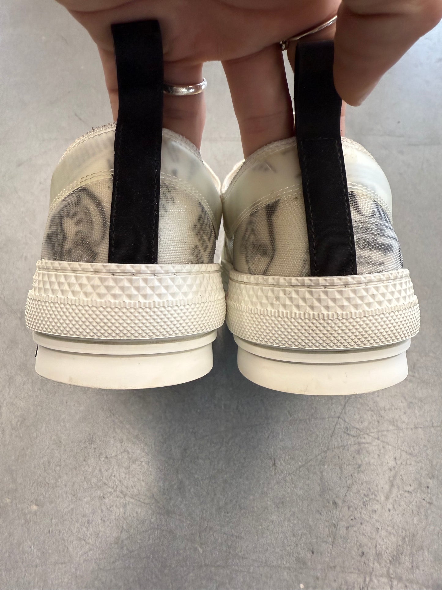 2020 SIZE 40 DIOR B23 LOW TOP DANIEL ARSHAM NEWSPAPER (PRE-OWNED REPLACEMENT BOX)