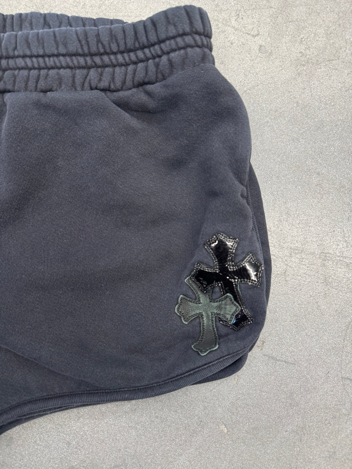 CHROME HEARTS WOMEN'S CROSS PATCH SWEAT SHORTS - BLACK