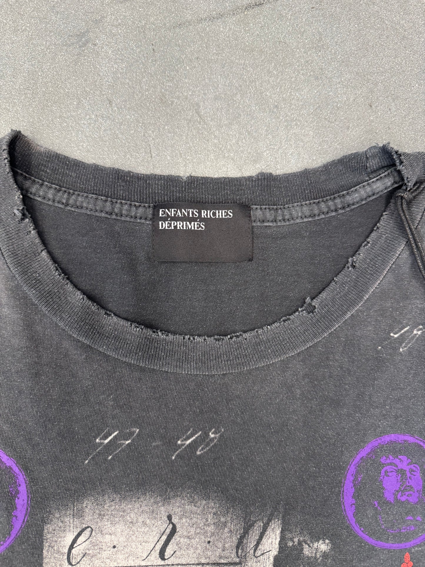 ENFANTS RICHES DEPRIMES BATHROOM STALL LONG-SLEEVE TEE